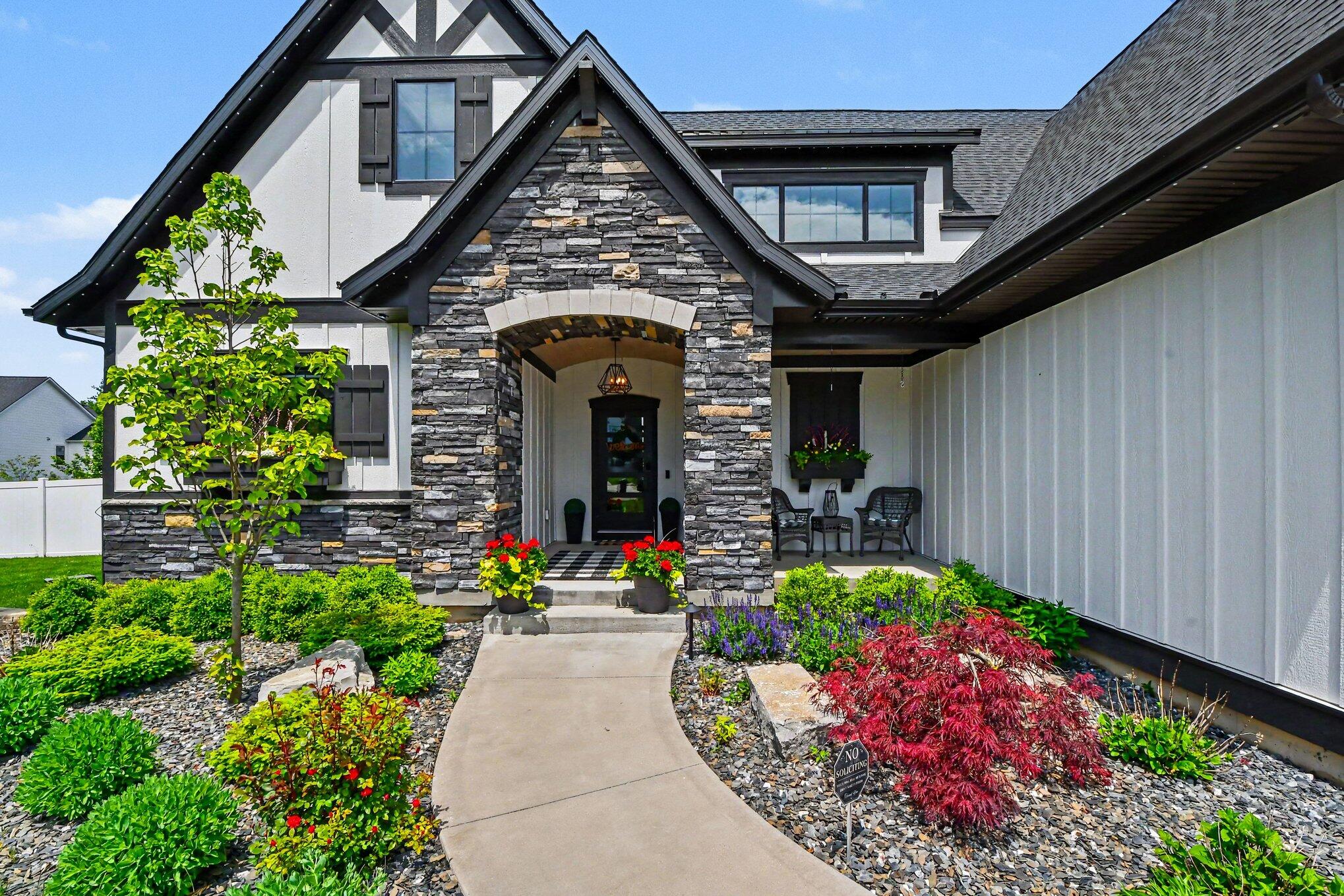 8251 Country Rail Drive SW Byron Center MI 49315