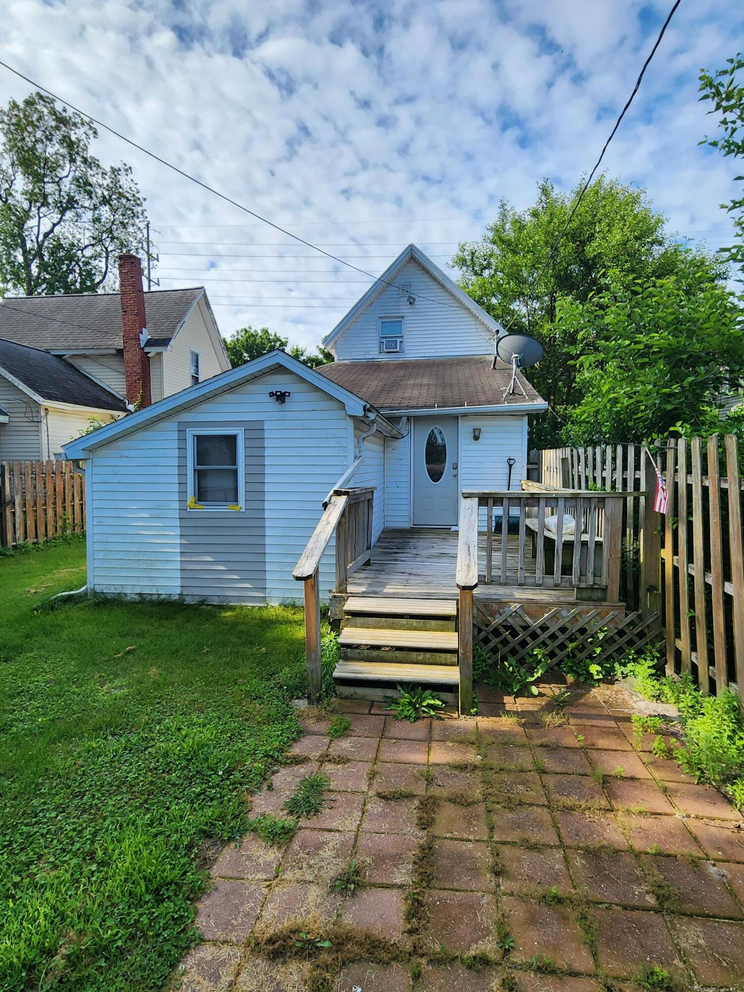 103 E Telegraph Street Dowagiac MI 49047