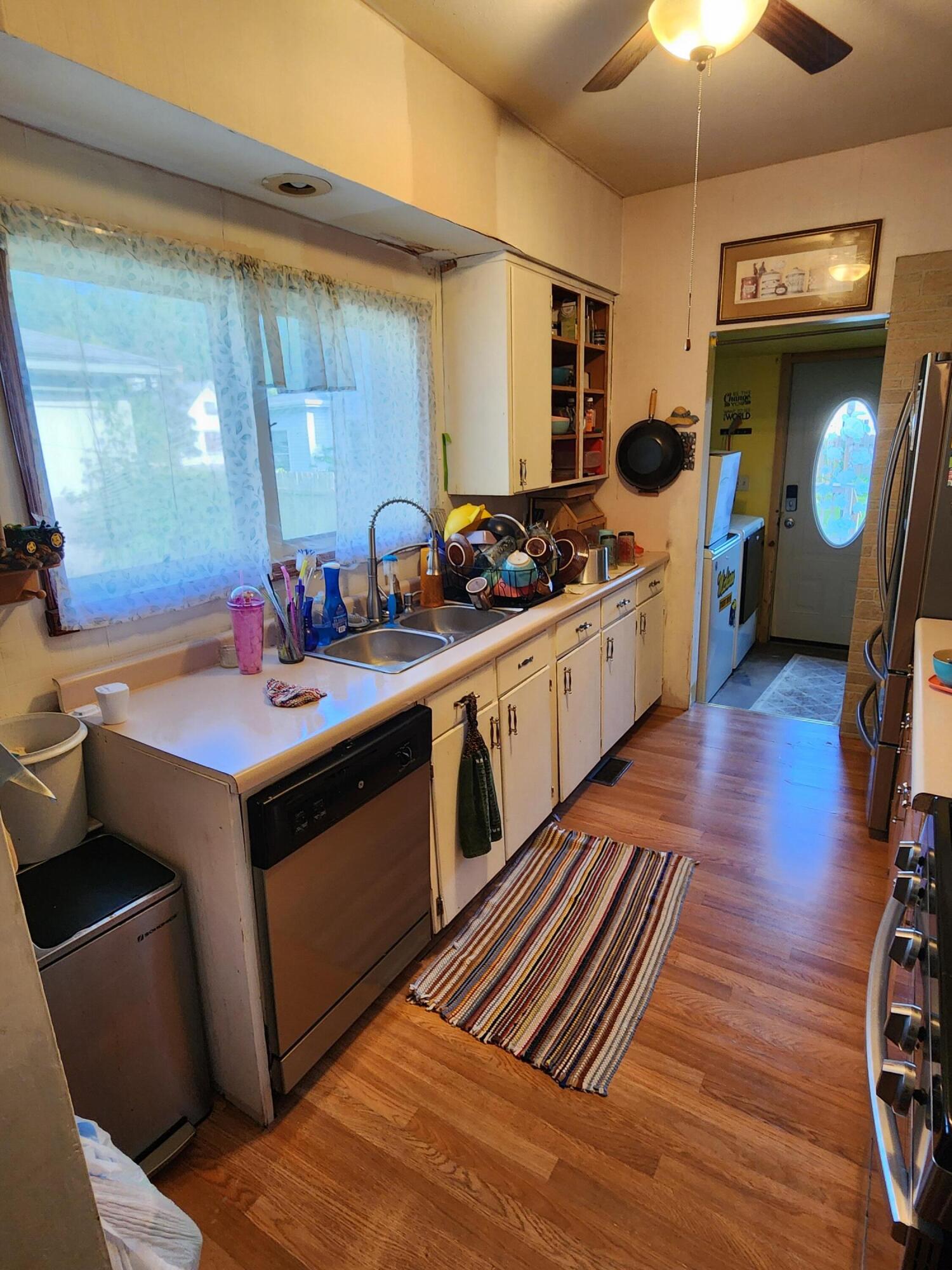 103 E Telegraph Street Dowagiac MI 49047