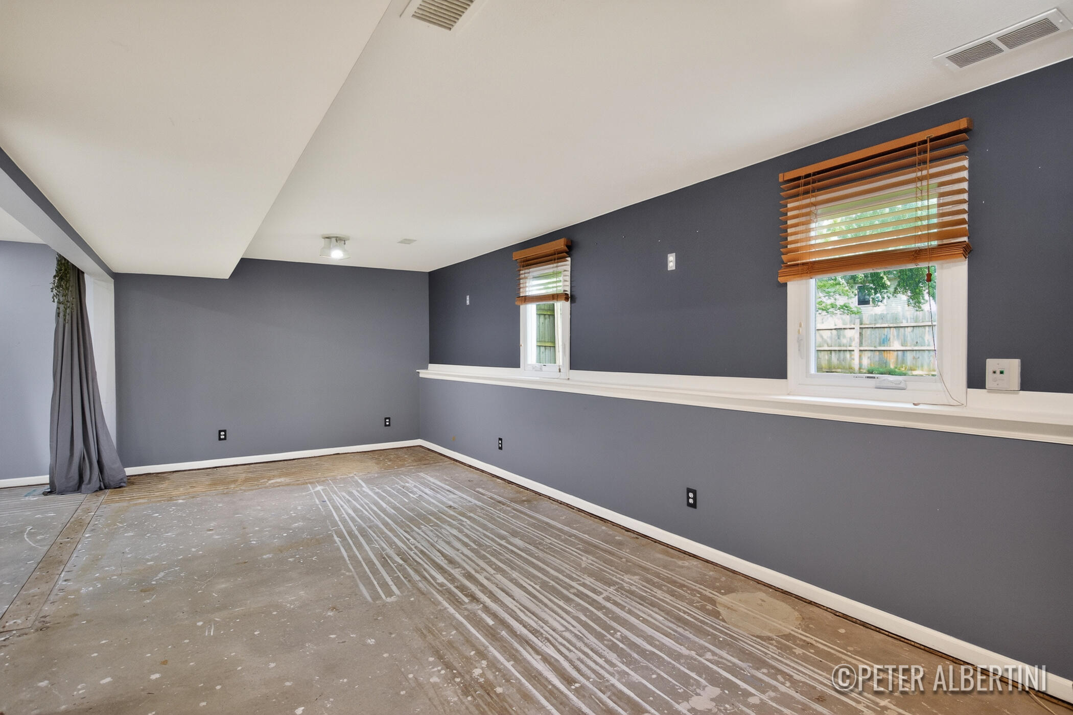 461 Macomb Avenue NW Grand Rapids MI 49534