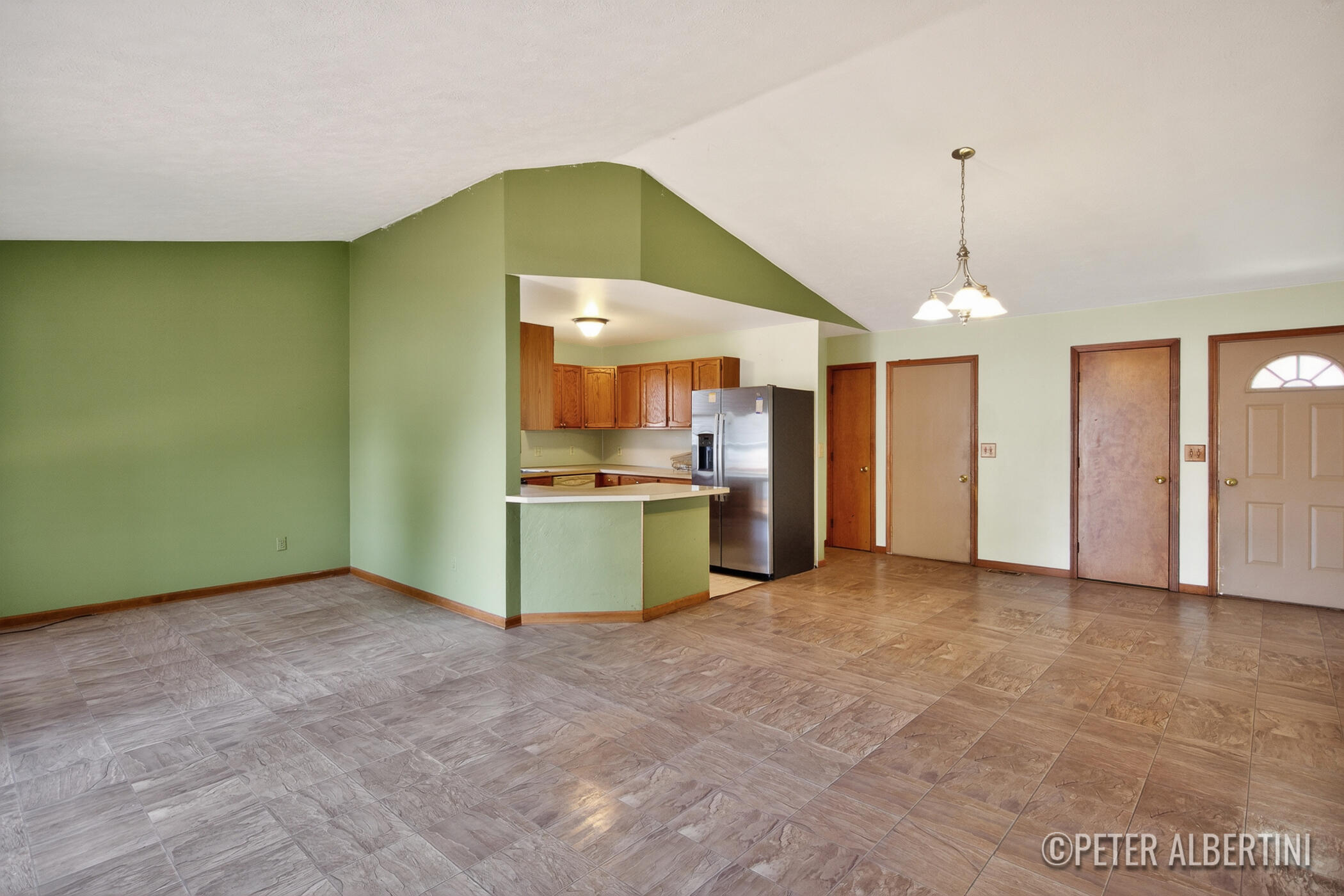 461 Macomb Avenue NW Grand Rapids MI 49534