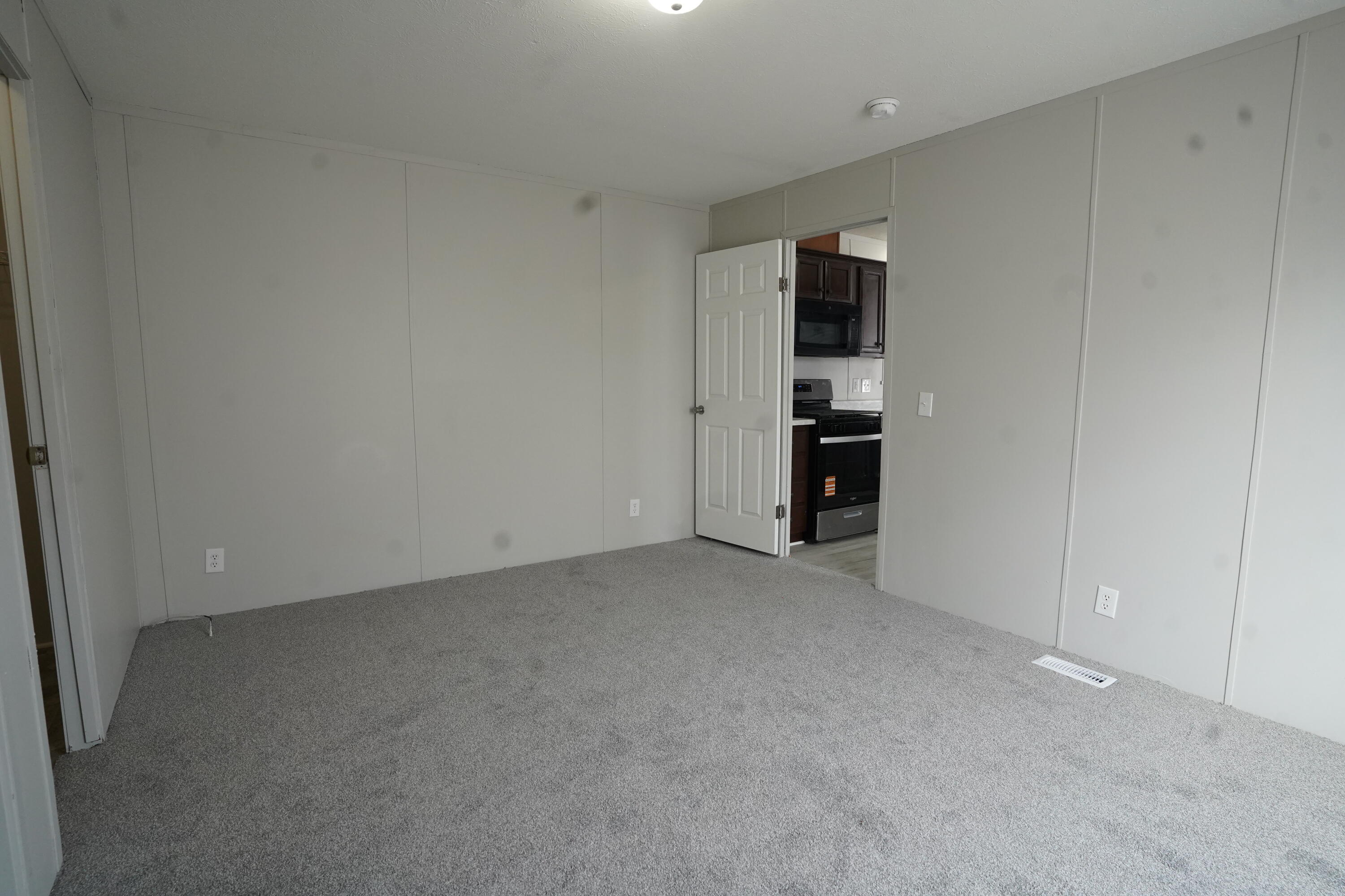 1906 Hawk Drive Kalamazoo MI 49008