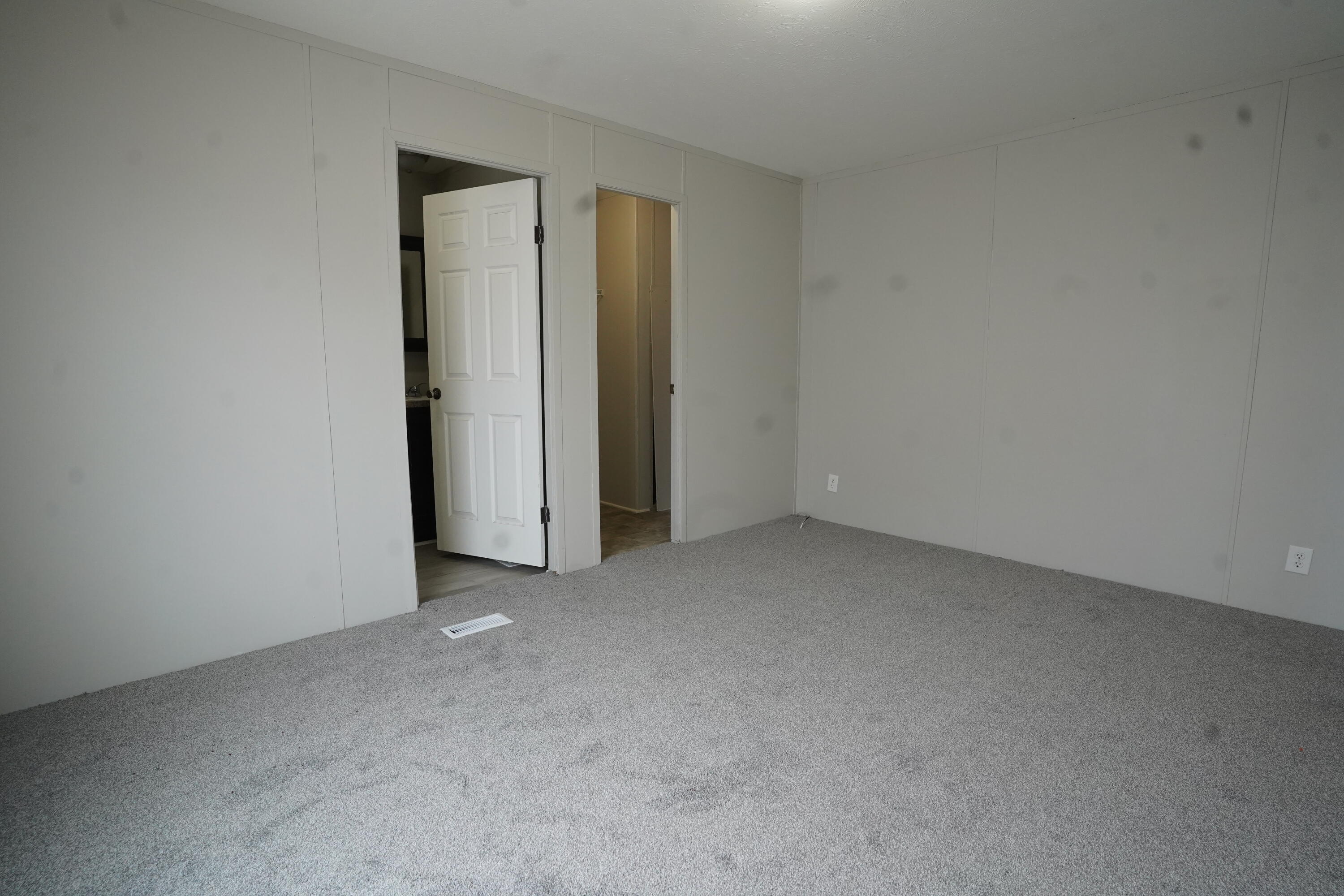 1906 Hawk Drive Kalamazoo MI 49008