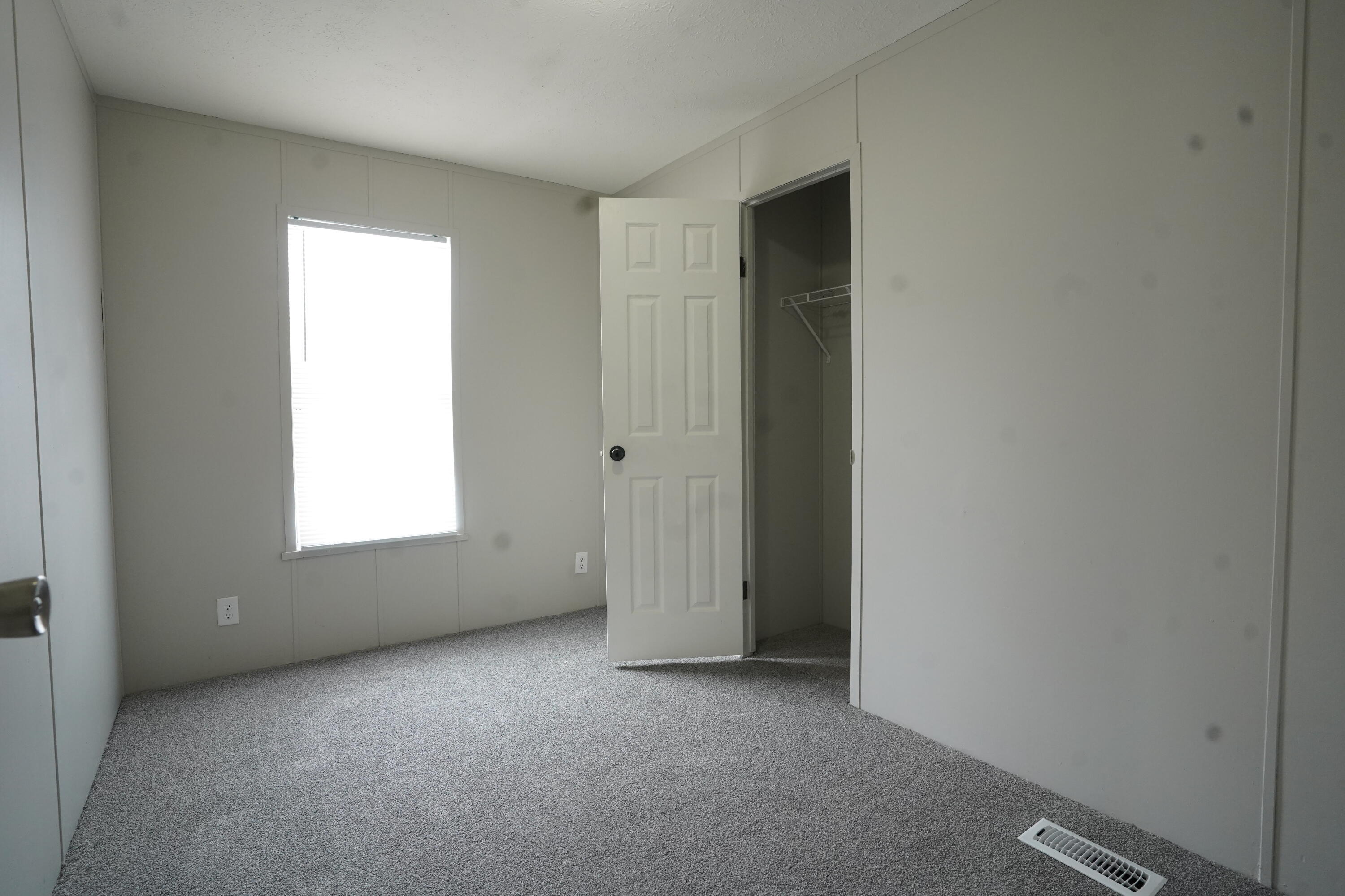 1906 Hawk Drive Kalamazoo MI 49008