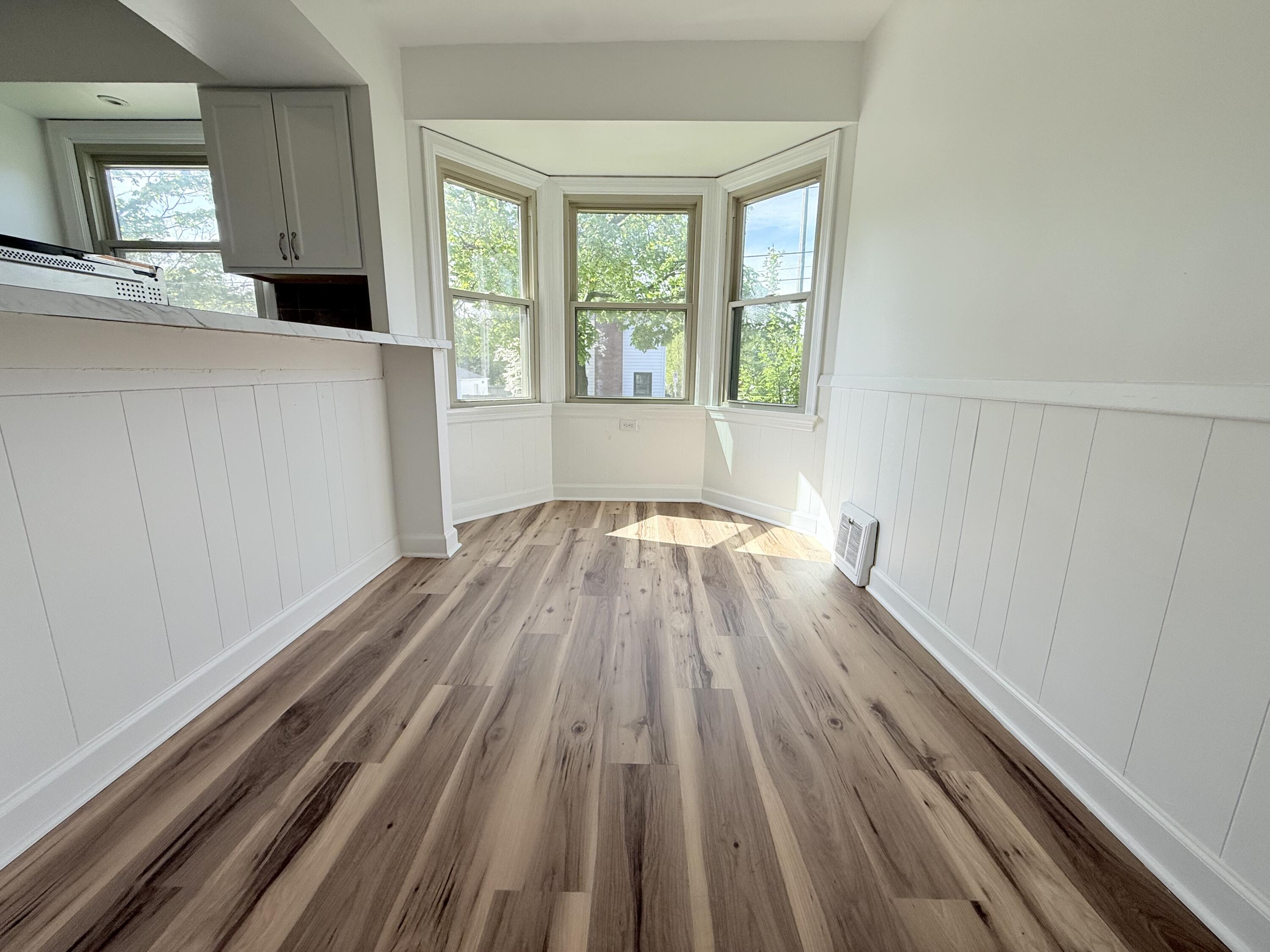 1350 Giddings Avenue SE Grand Rapids MI 49506