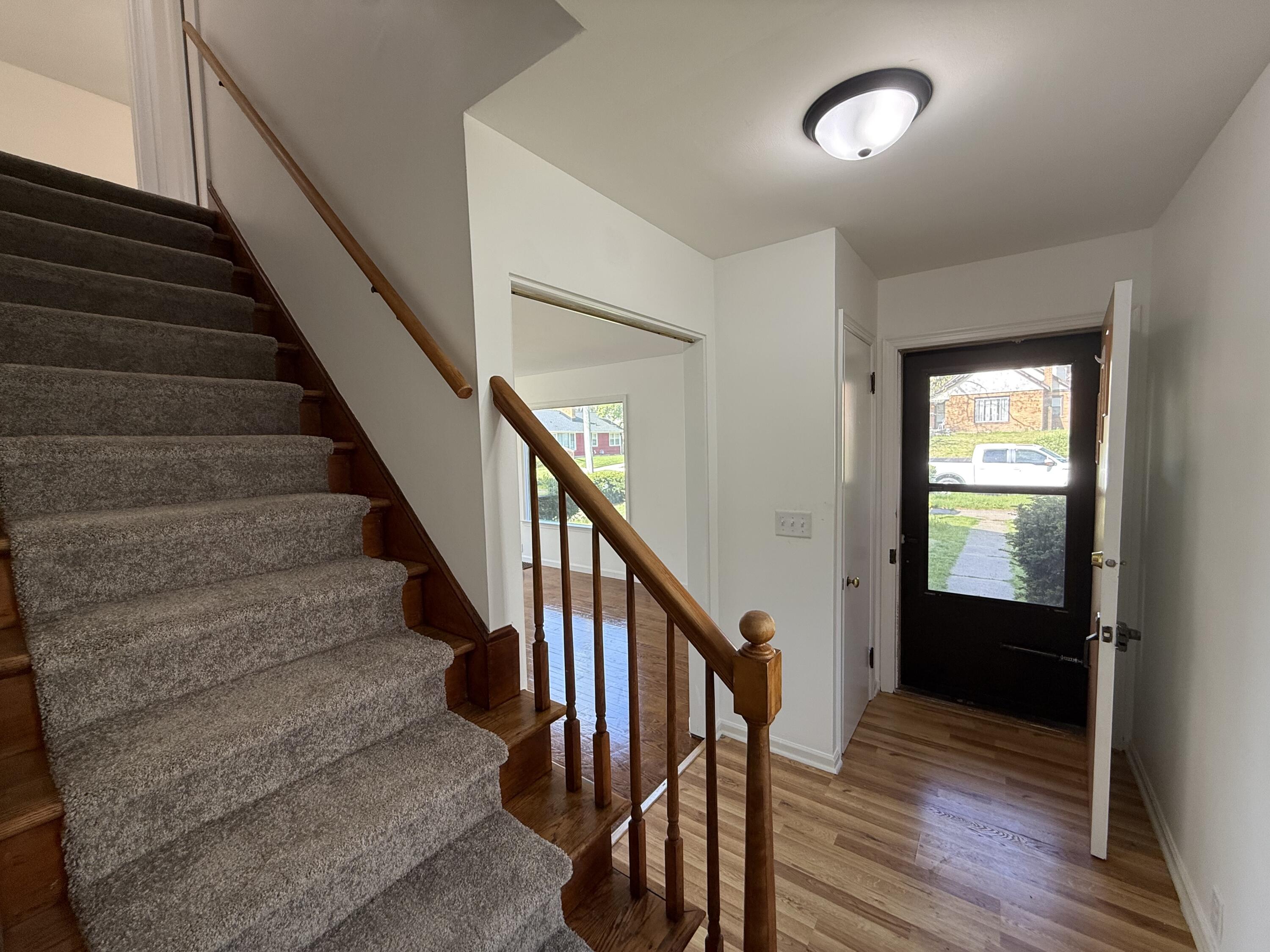 1350 Giddings Avenue SE Grand Rapids MI 49506