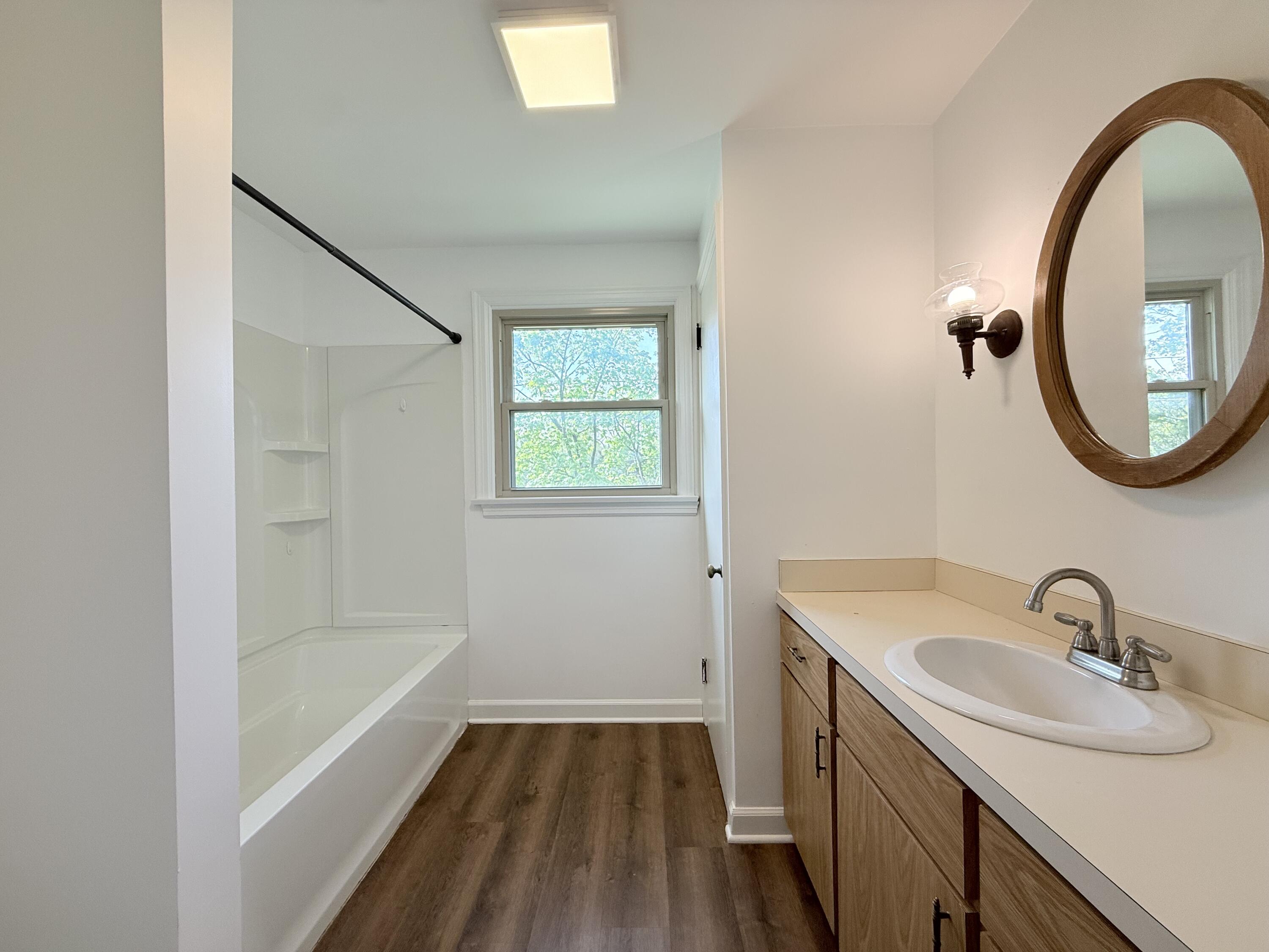 1350 Giddings Avenue SE Grand Rapids MI 49506