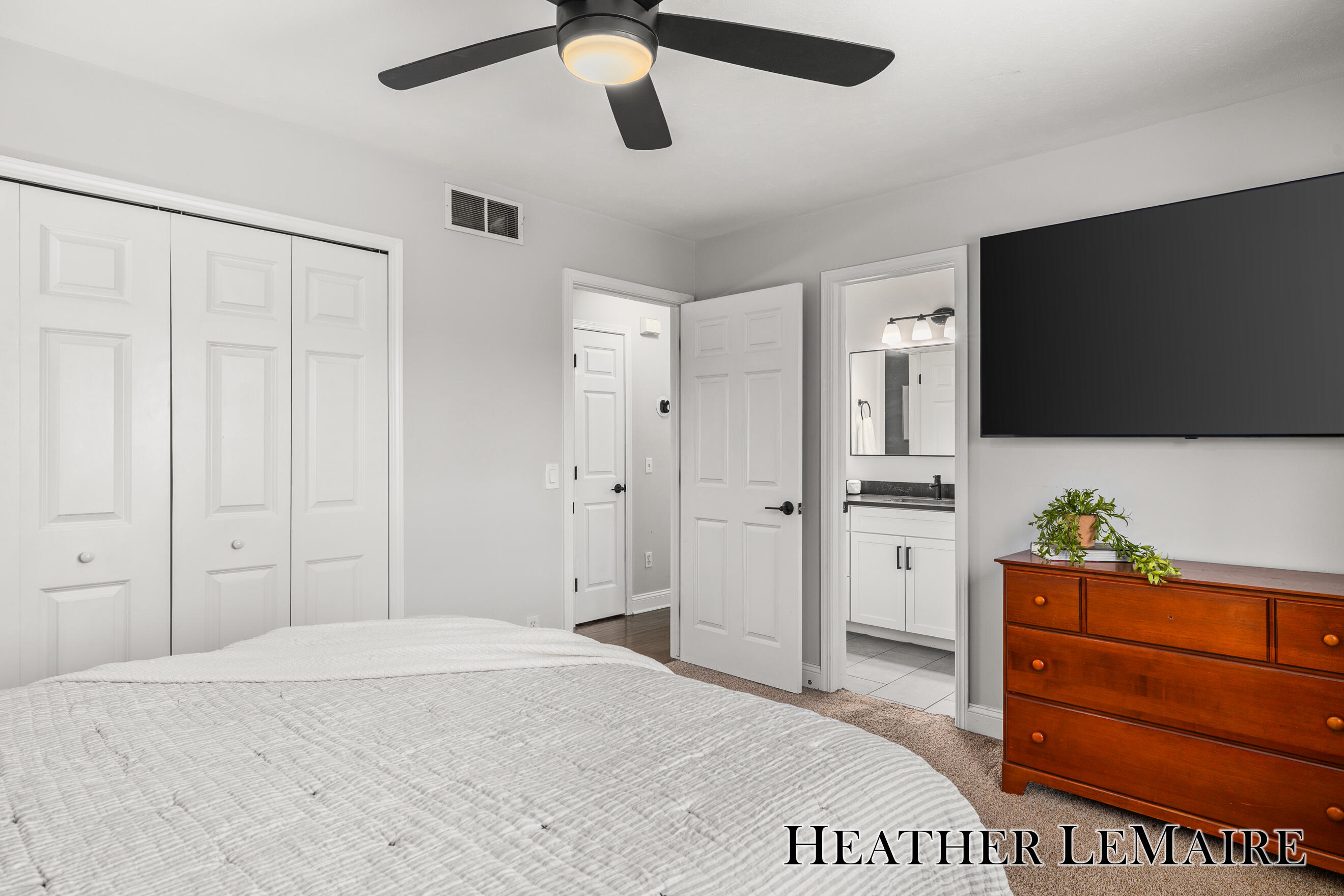 2070 Shiloh Point Drive SE Grand Rapids MI 49546