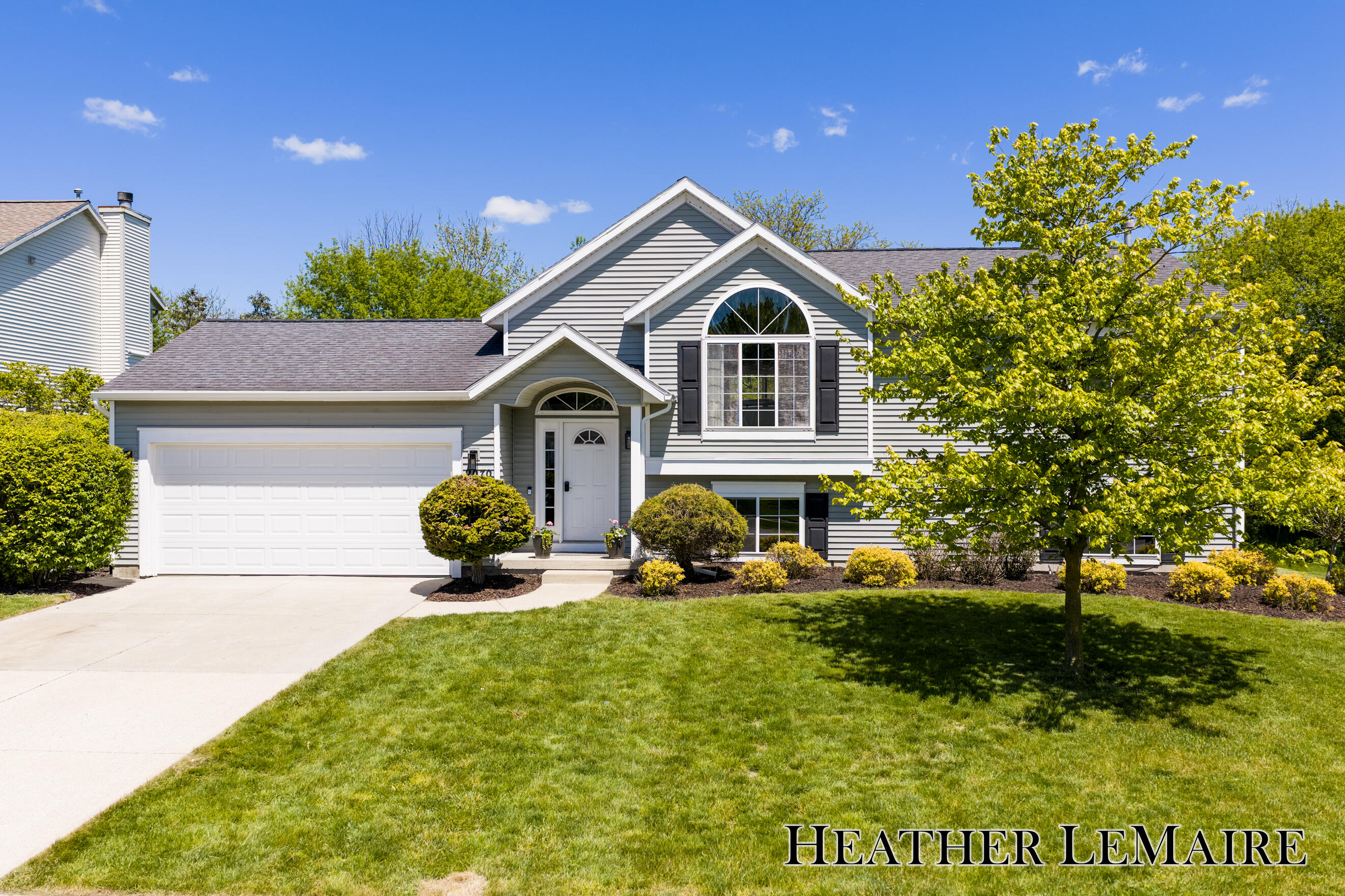 2070 Shiloh Point Drive SE Grand Rapids MI 49546
