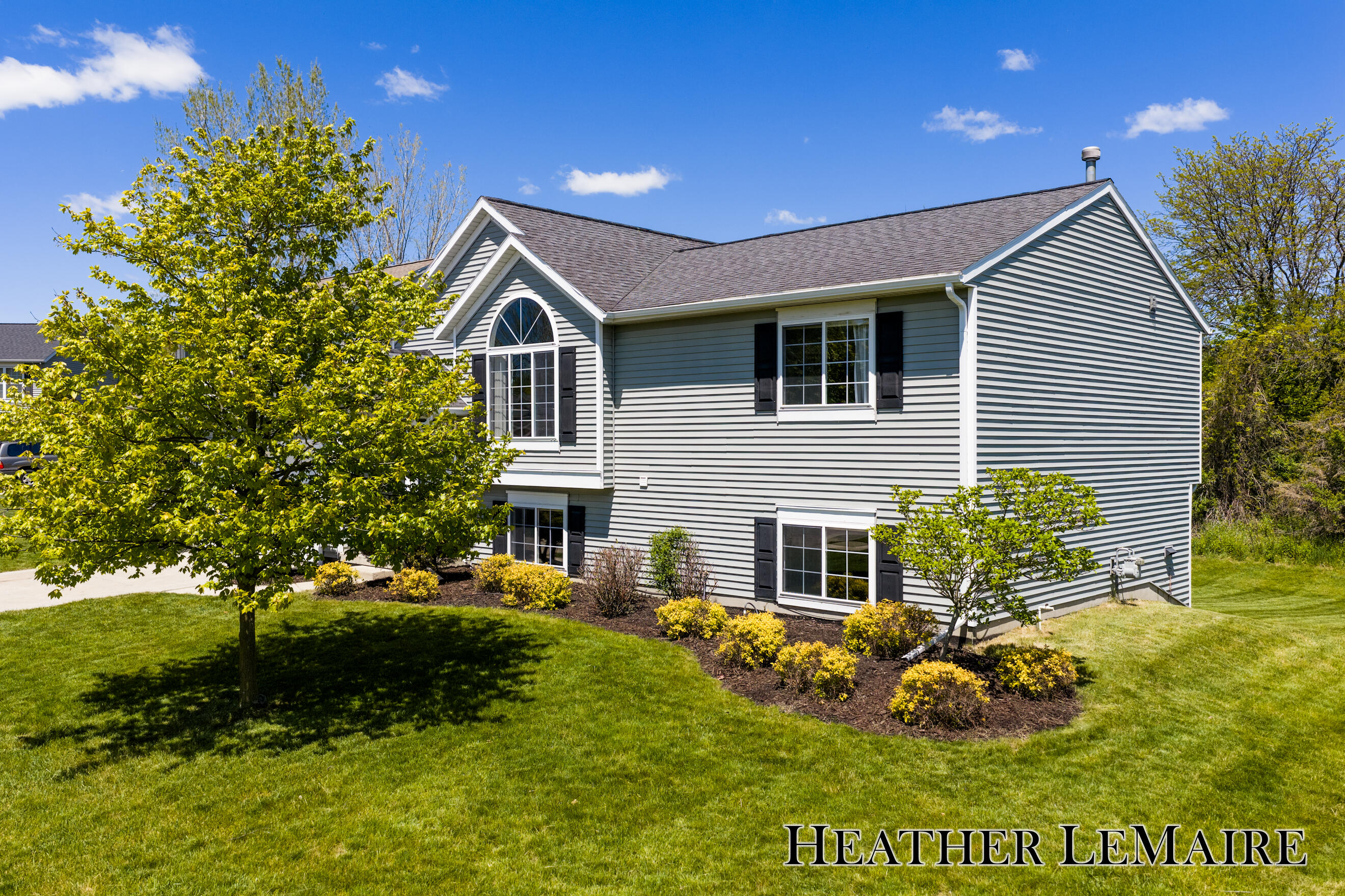 2070 Shiloh Point Drive SE Grand Rapids MI 49546