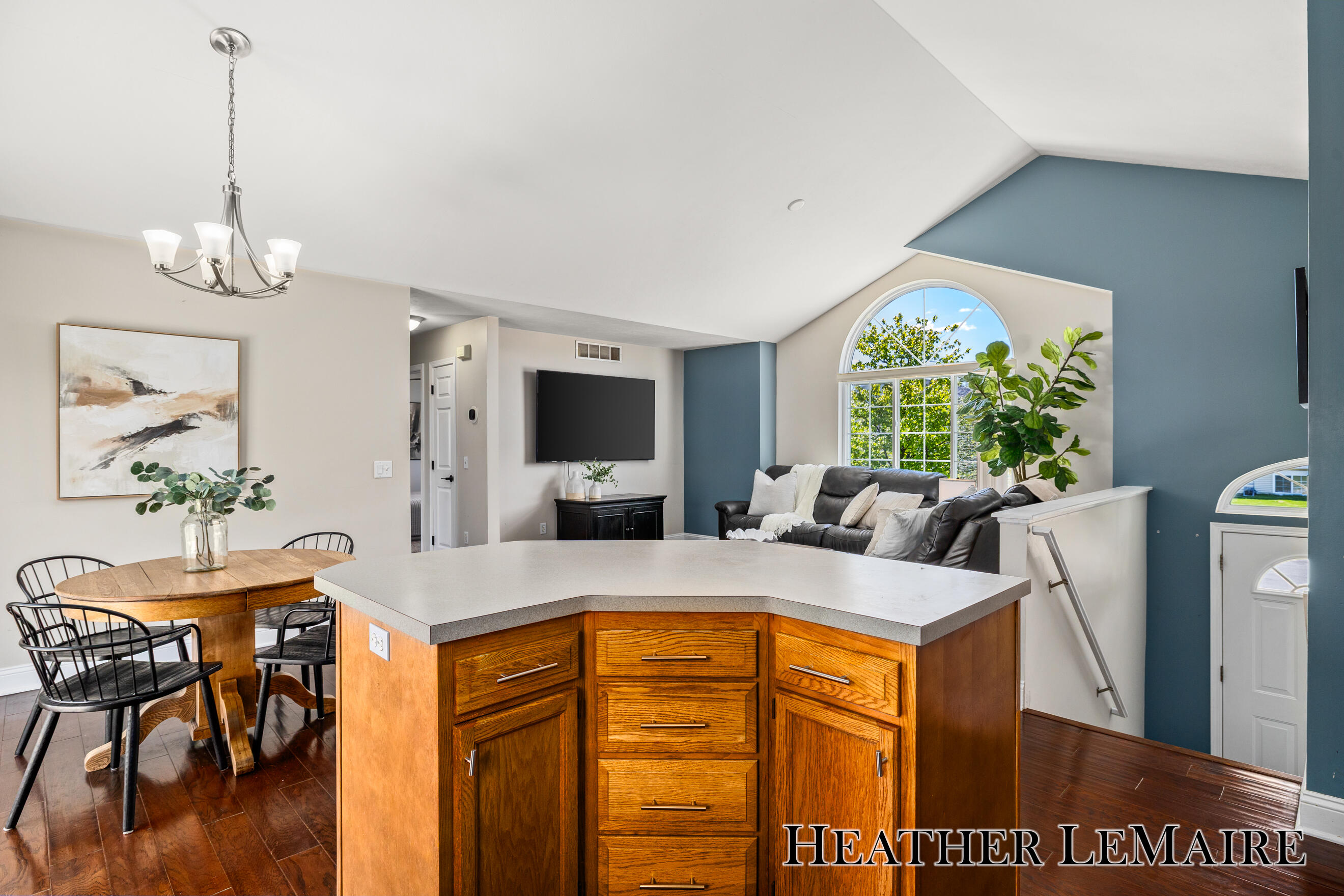 2070 Shiloh Point Drive SE Grand Rapids MI 49546