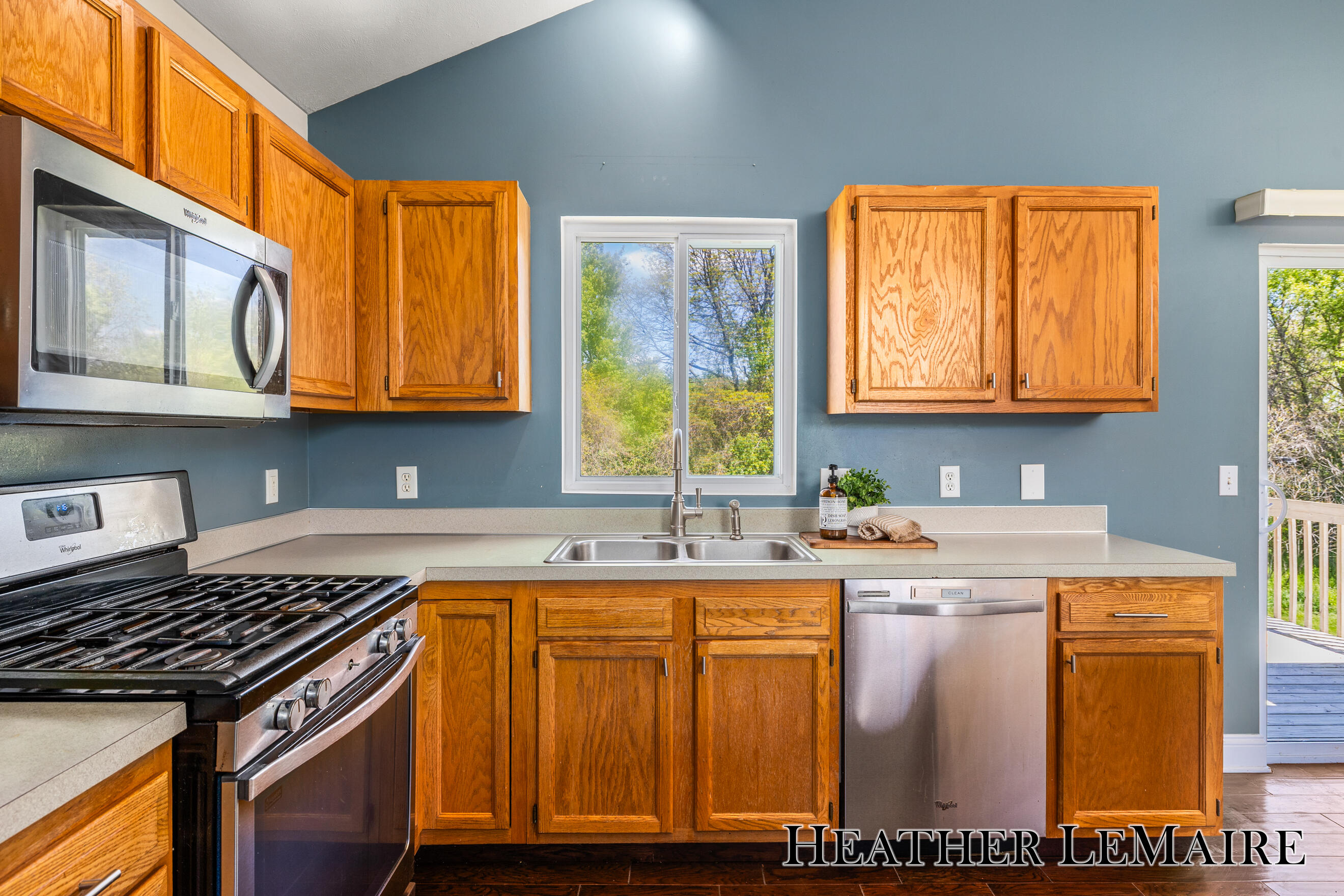 2070 Shiloh Point Drive SE Grand Rapids MI 49546