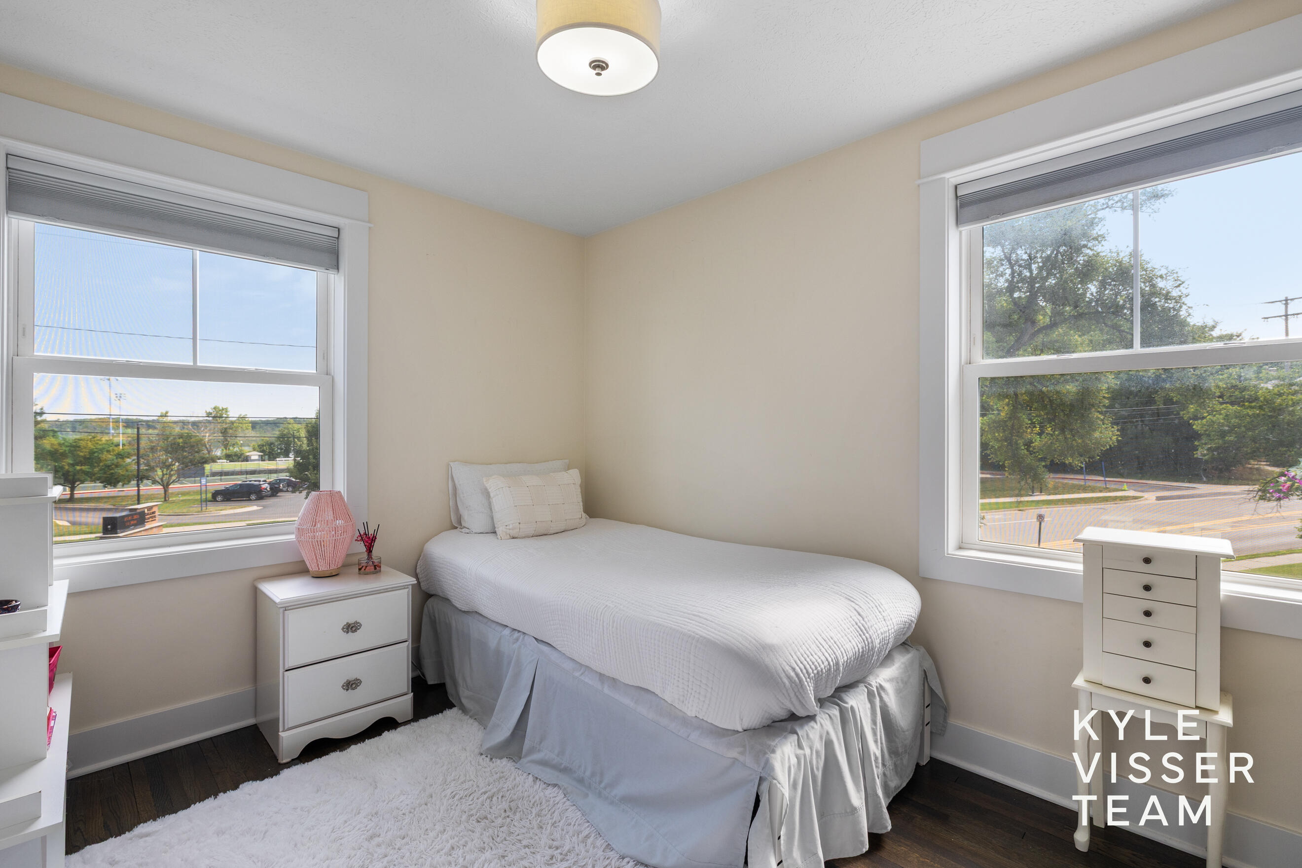 2412 Lake Drive SE East Grand Rapids MI 49506