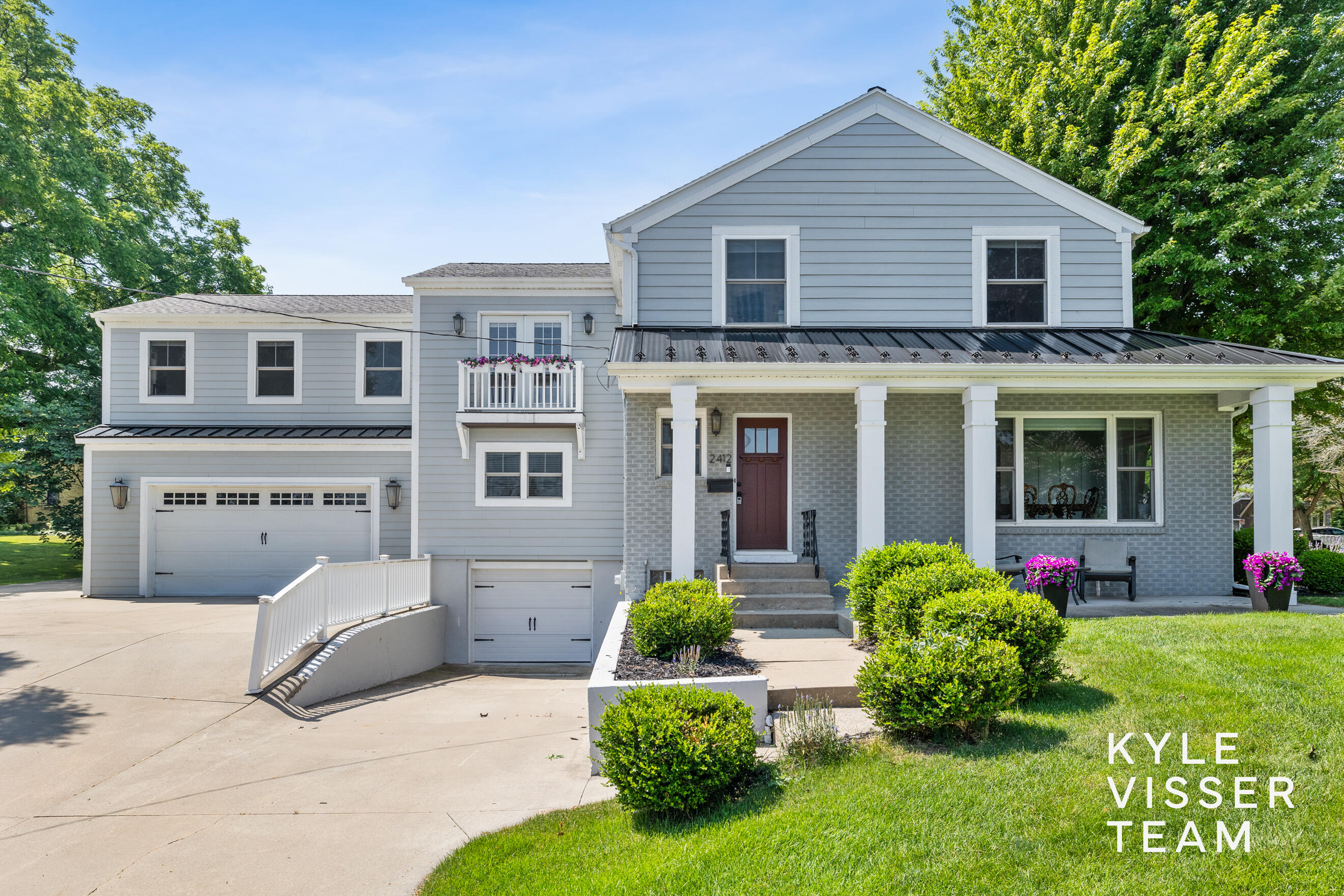 2412 Lake Drive SE East Grand Rapids MI 49506
