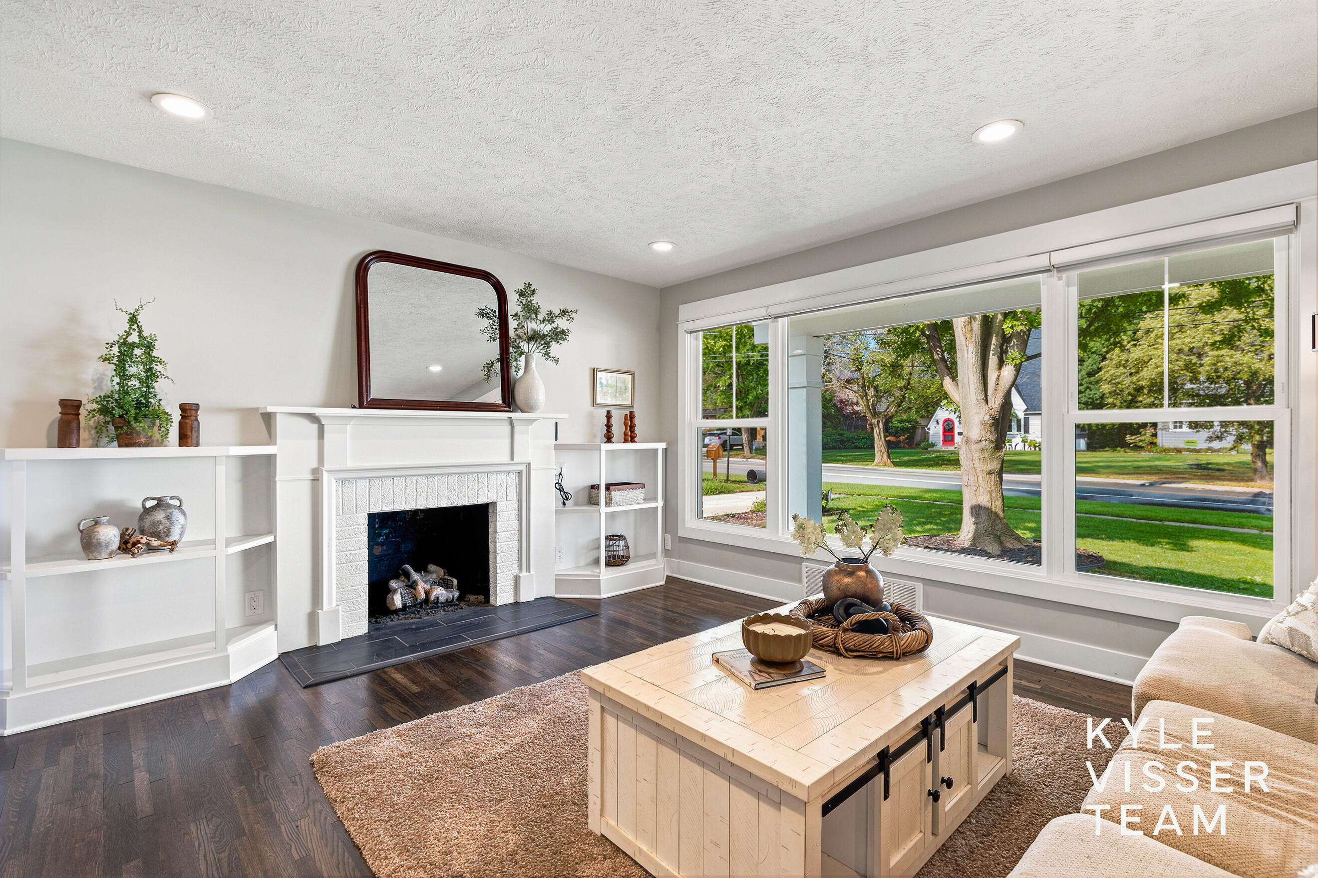 2412 Lake Drive SE East Grand Rapids MI 49506