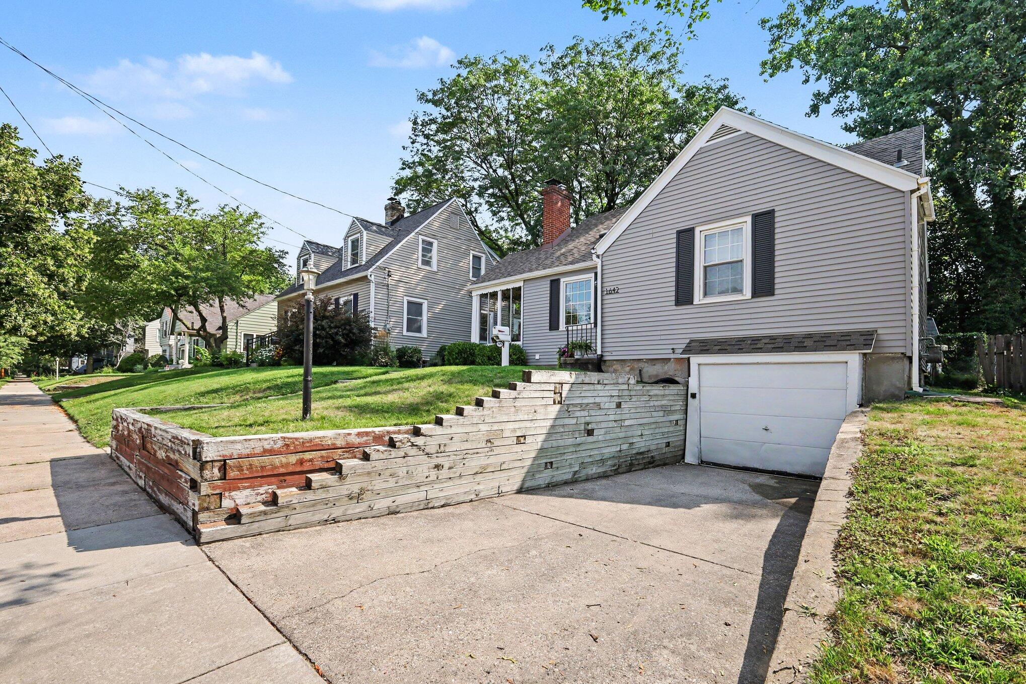 1642 Margaret Avenue SE Grand Rapids MI 49507