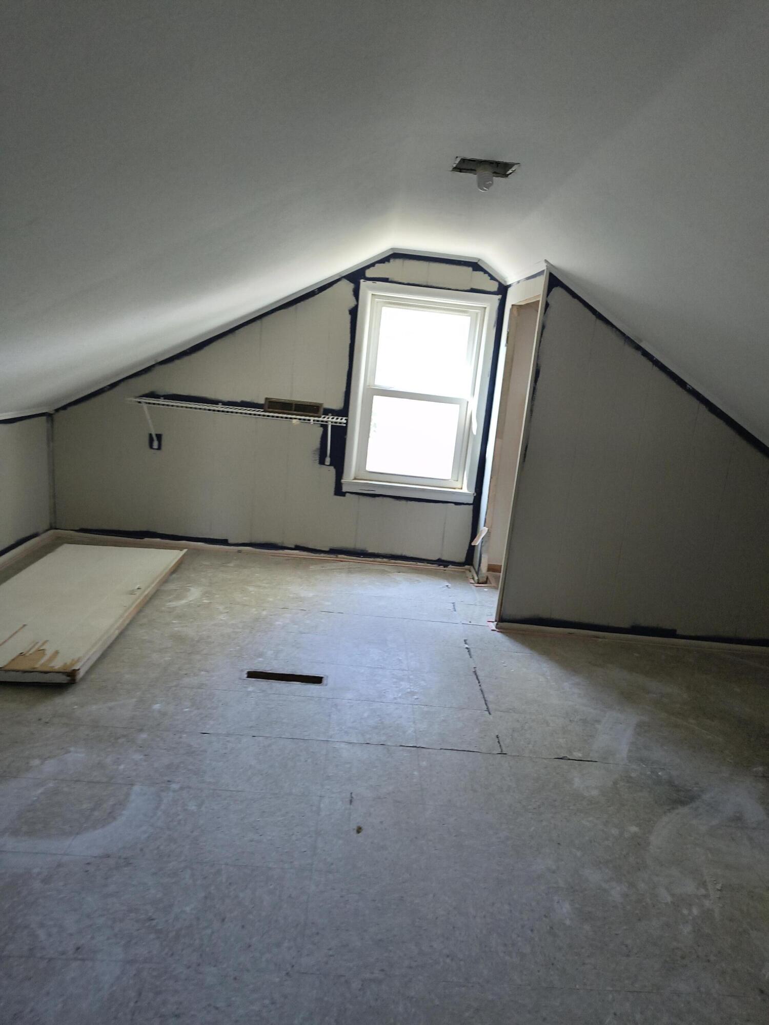 1426 Ardmore Street SE Grand Rapids MI 49507