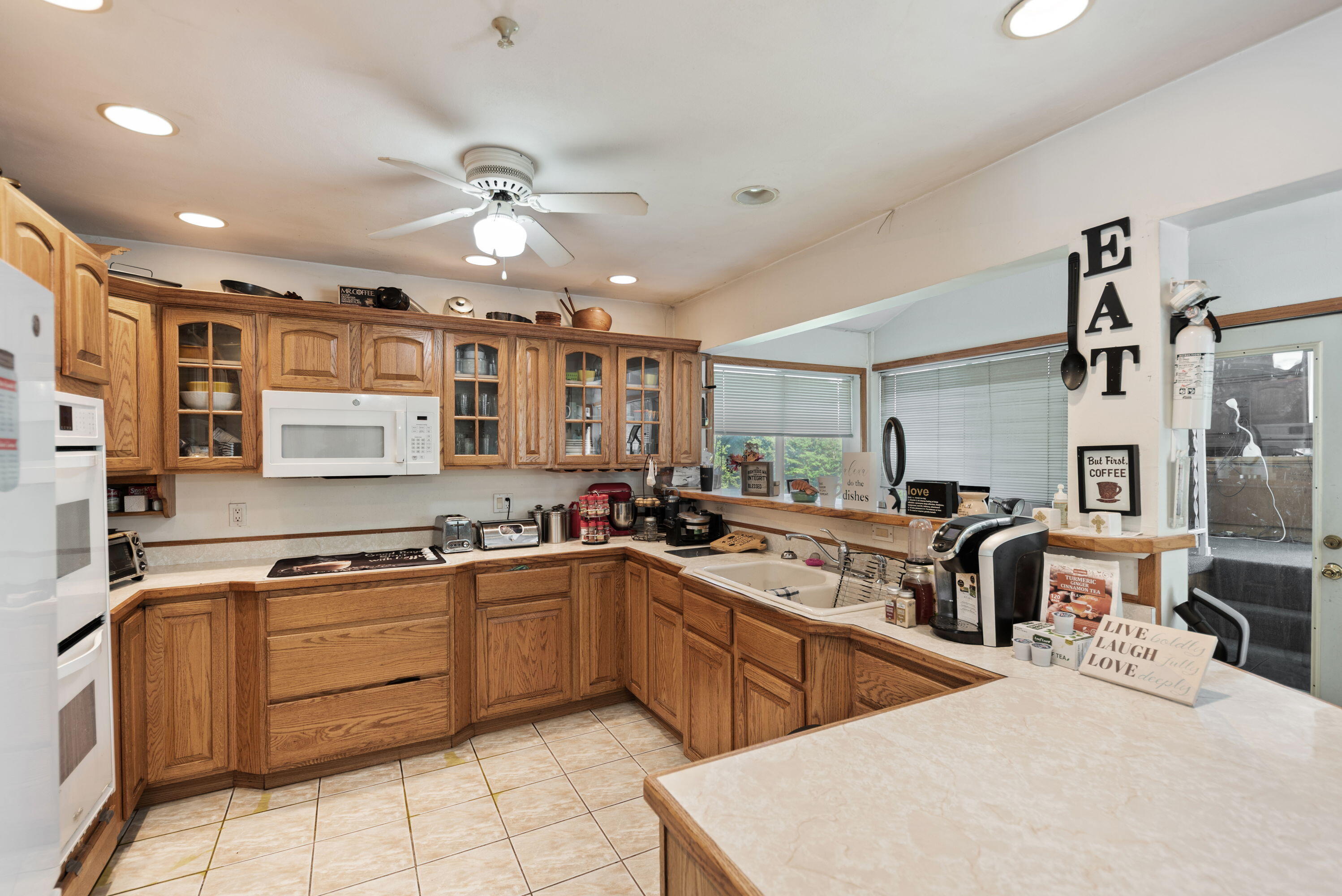 5563 W Spring Creek Road Three Oaks MI 49128