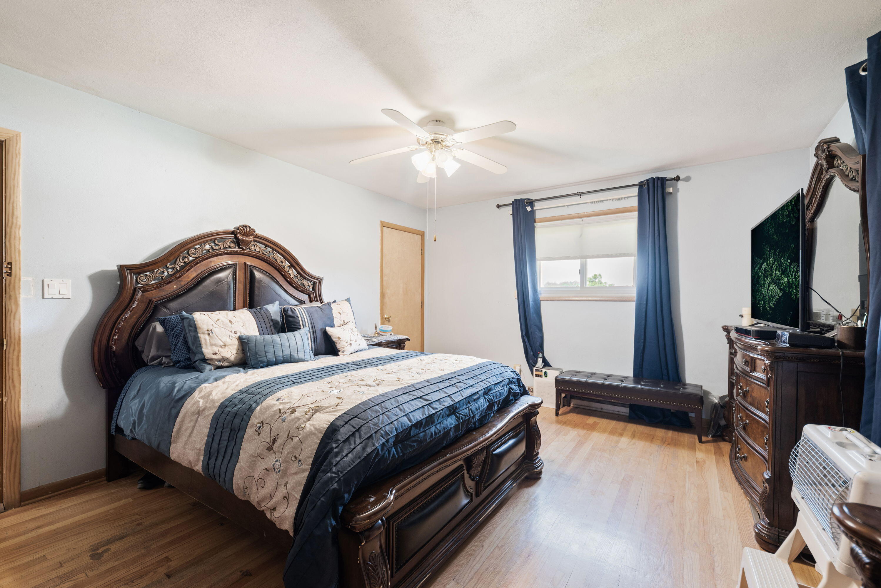 5563 W Spring Creek Road Three Oaks MI 49128