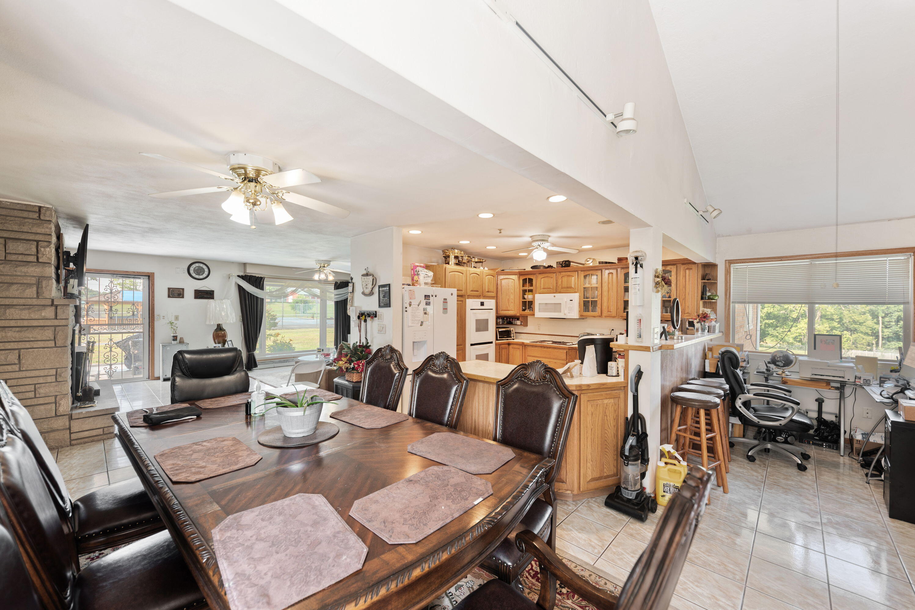 5563 W Spring Creek Road Three Oaks MI 49128