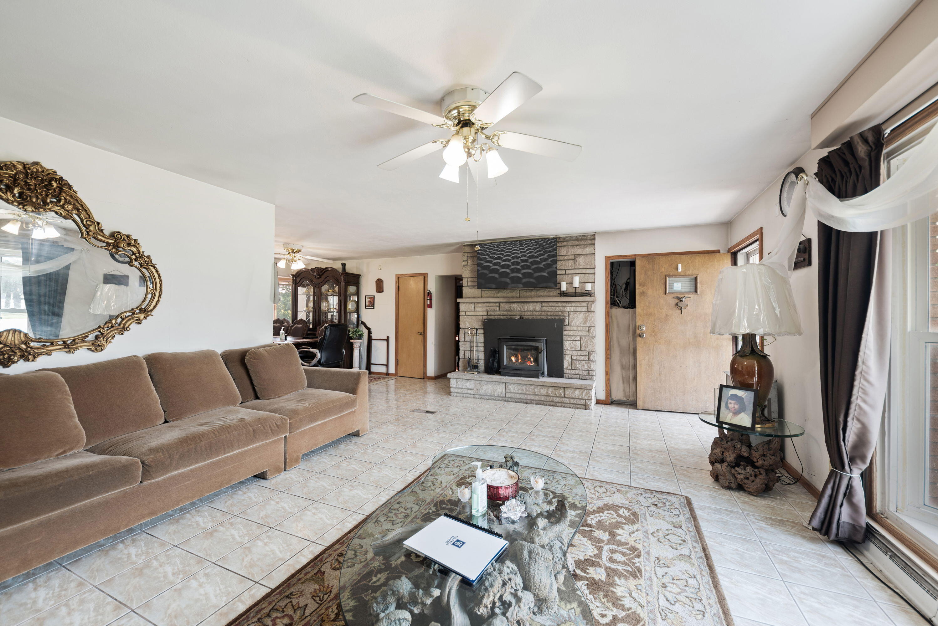 5563 W Spring Creek Road Three Oaks MI 49128
