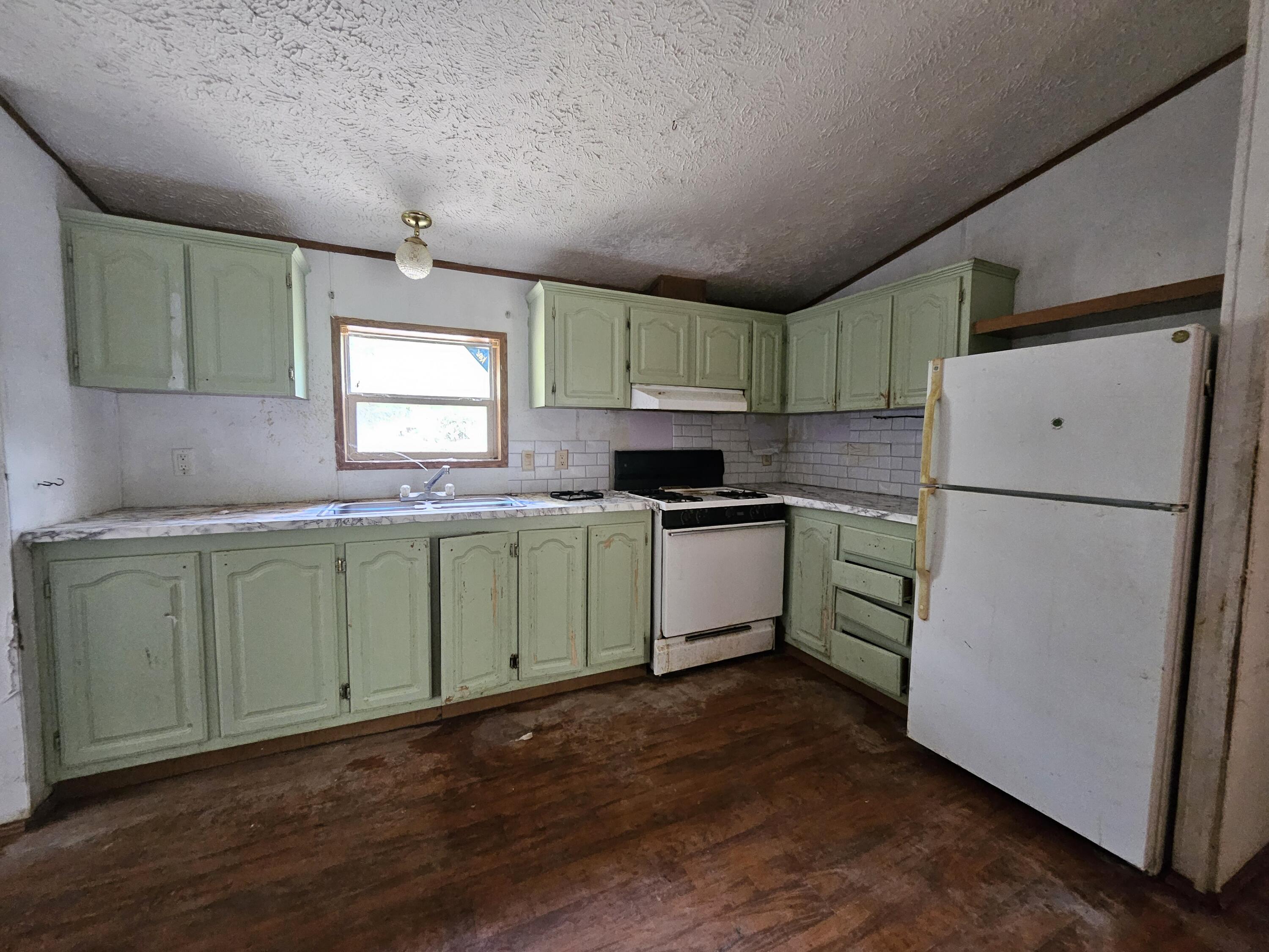 813 Mccourtie Street Kalamazoo MI 49008
