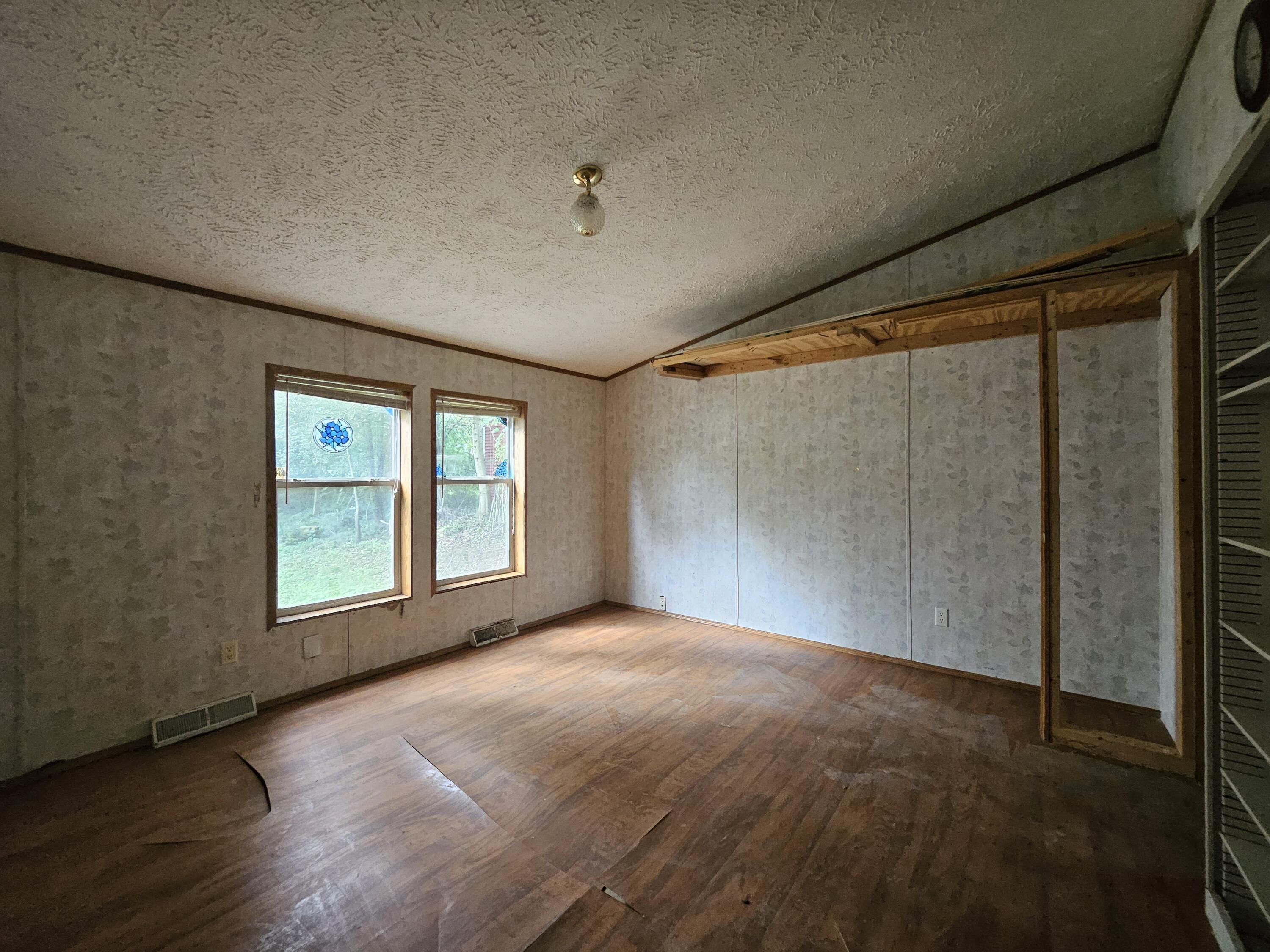 813 Mccourtie Street Kalamazoo MI 49008