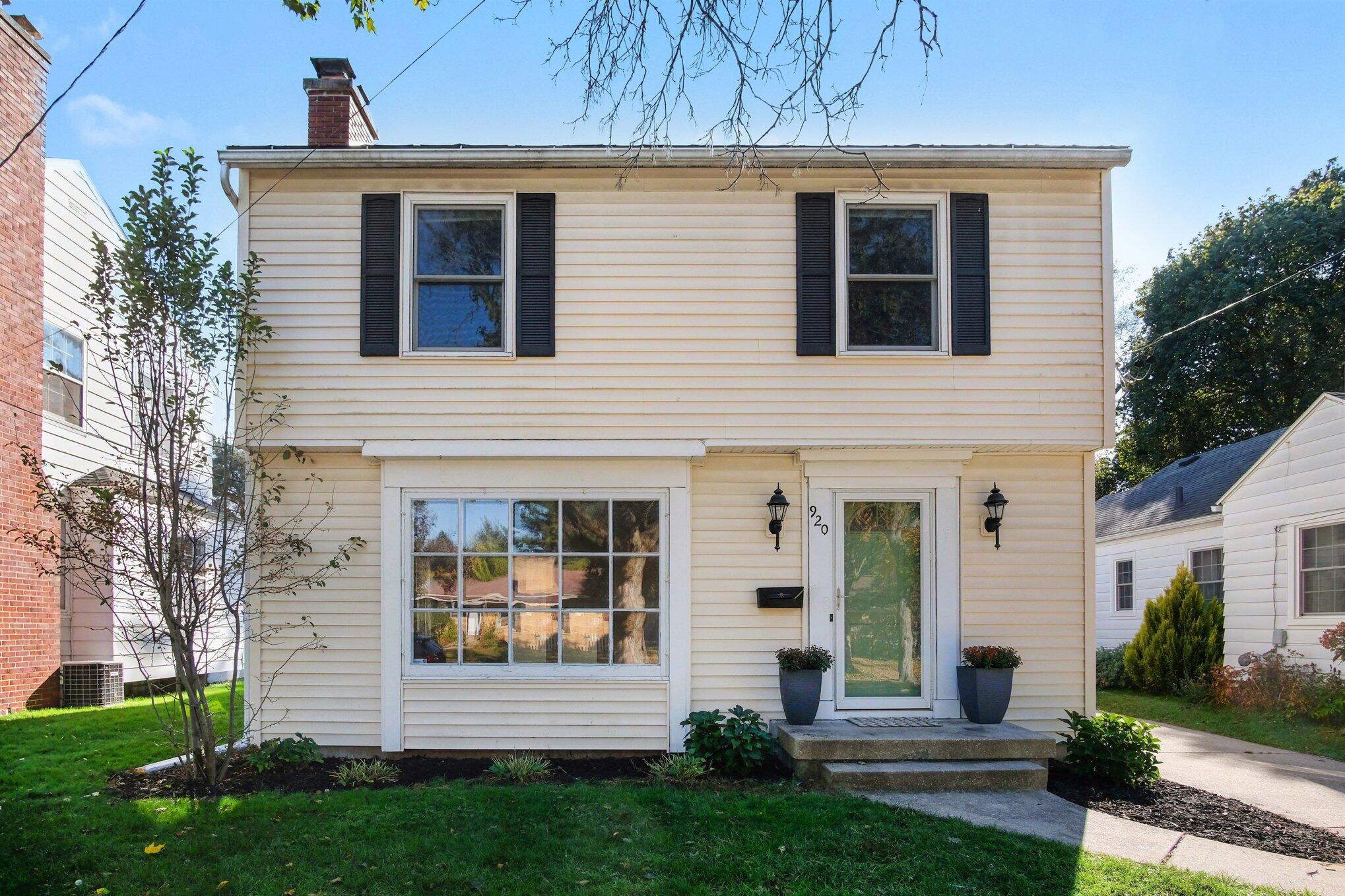 920 Reynard Street SE Grand Rapids MI 49507