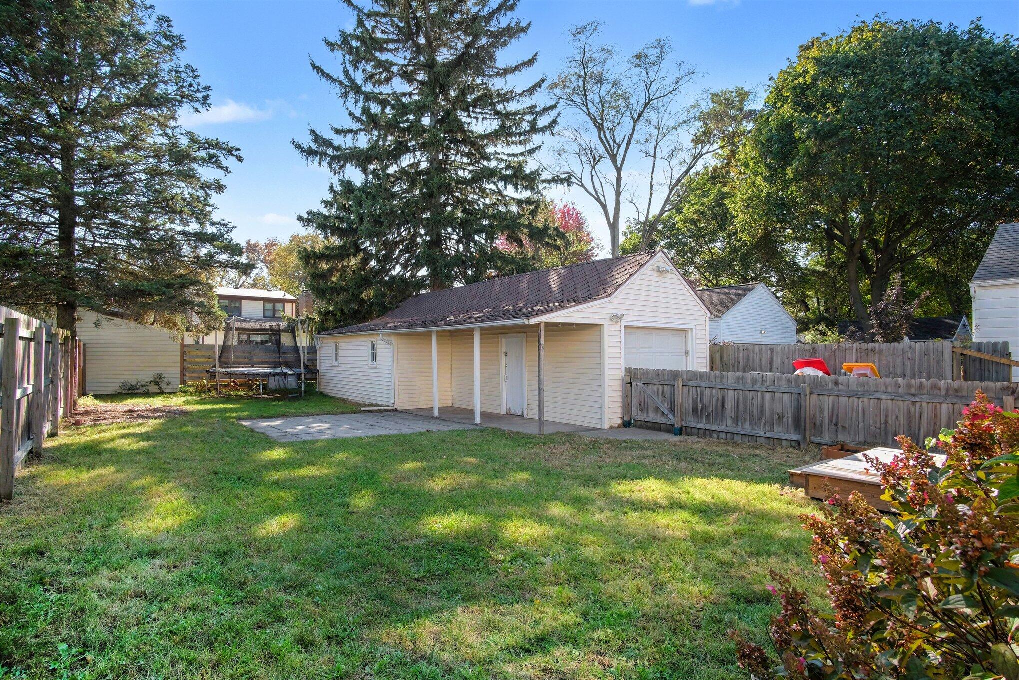 920 Reynard Street SE Grand Rapids MI 49507