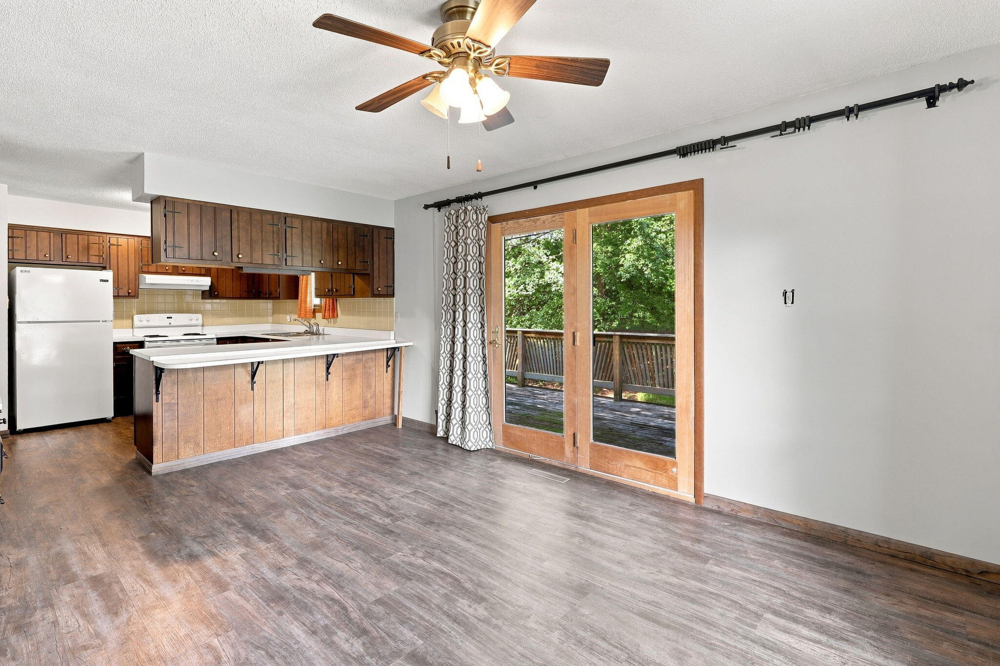 6336 Sycamore Coloma MI 49038