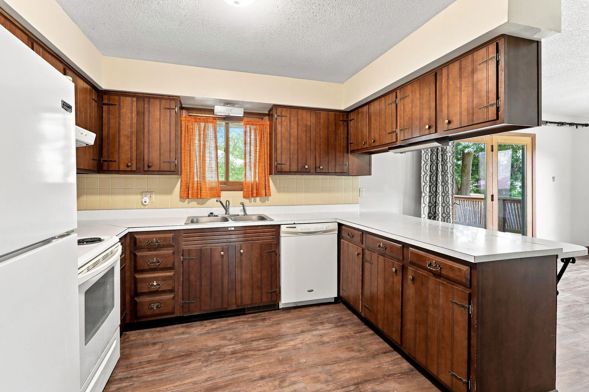 6336 Sycamore Coloma MI 49038