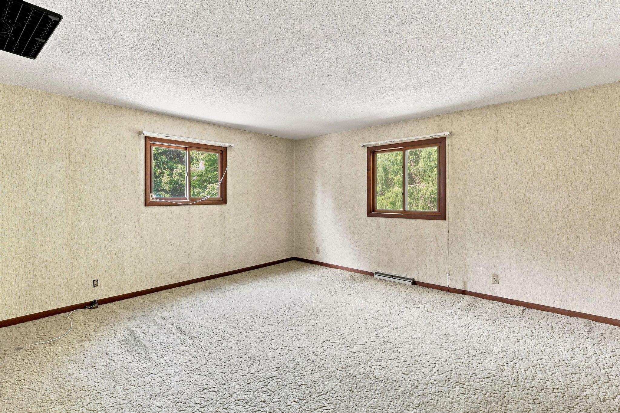 6336 Sycamore Coloma MI 49038
