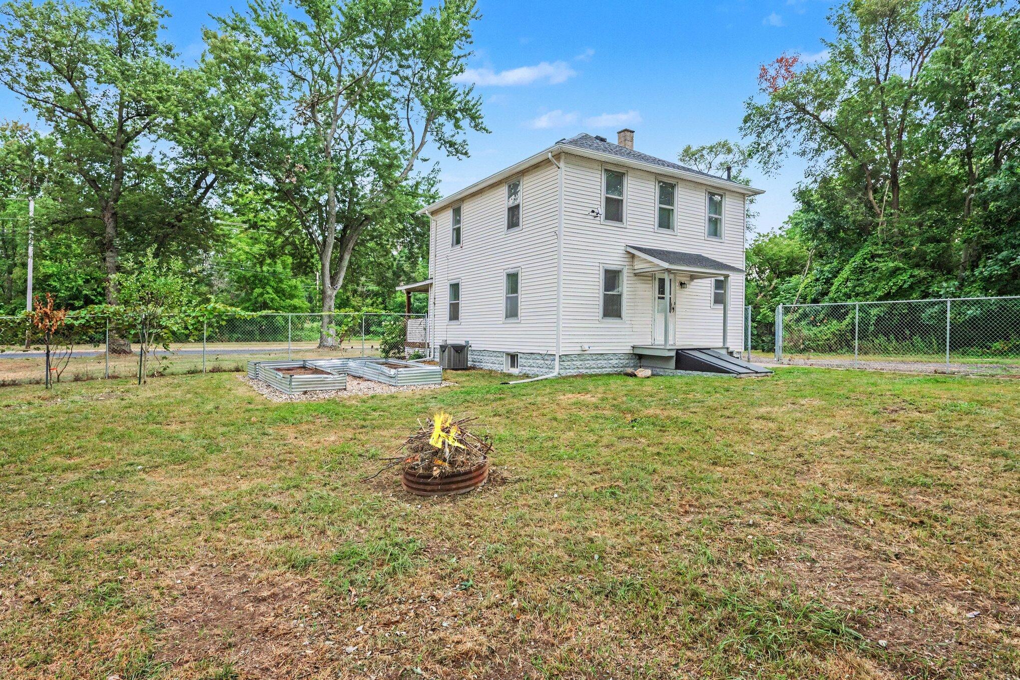 6444 Lovers Lane Portage MI 49002