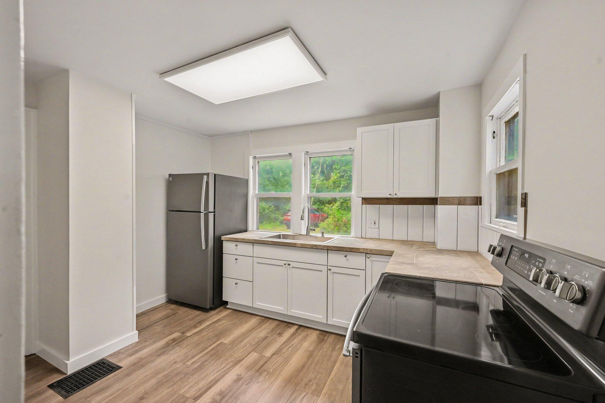 6444 Lovers Lane Portage MI 49002