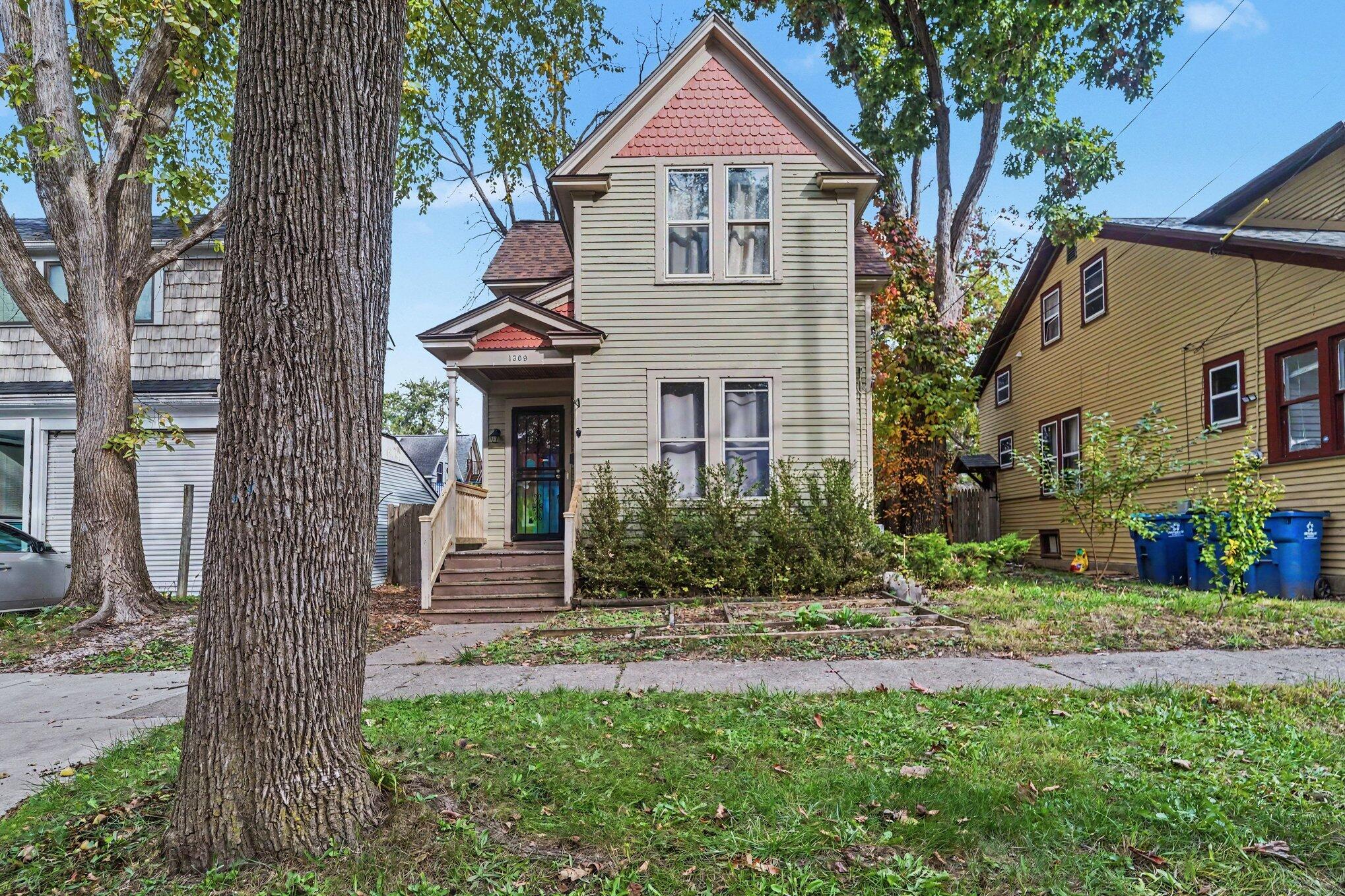 1309 Oak Street Kalamazoo MI 49008