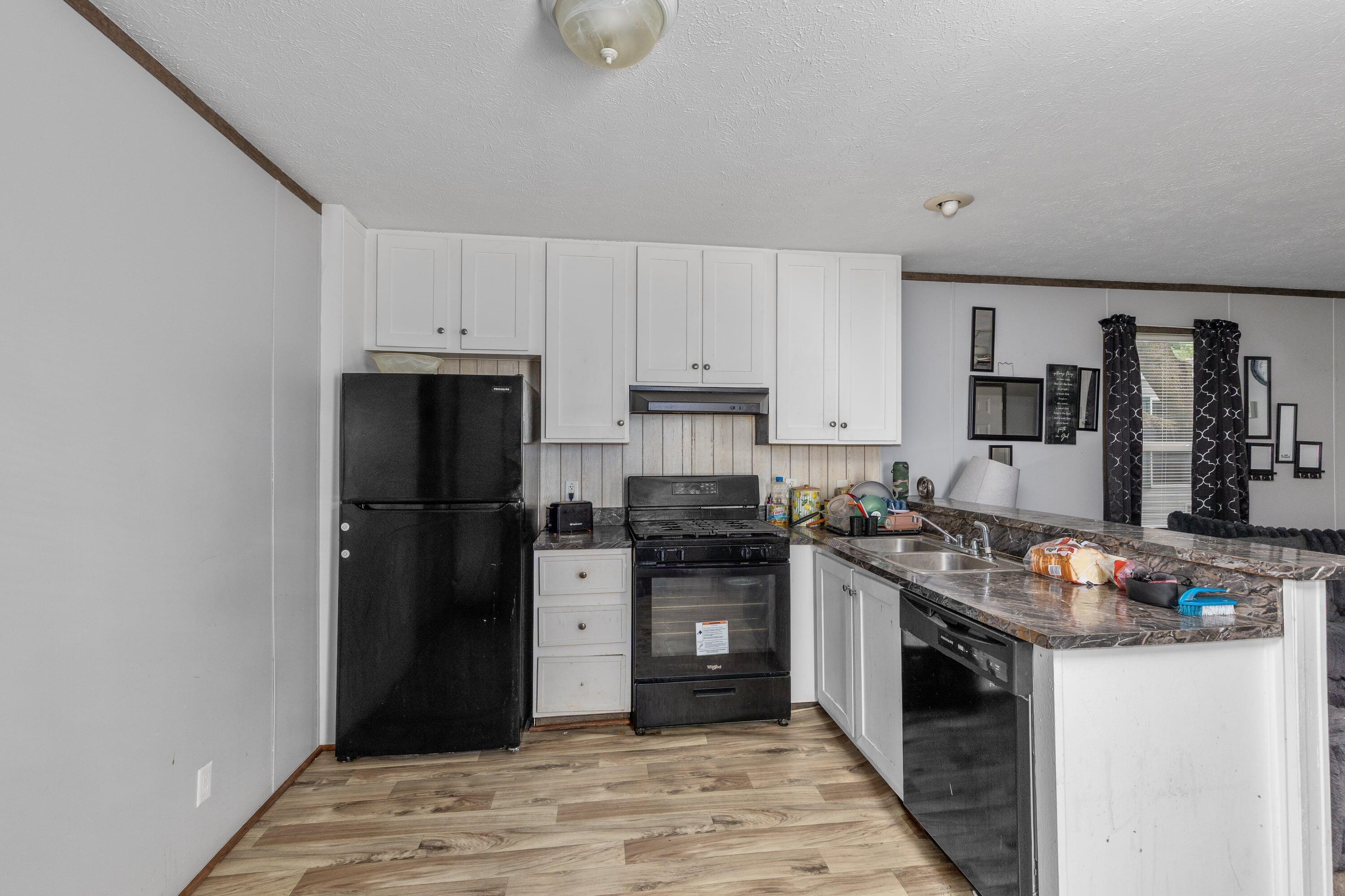 195 S Green Meadow Street SE Grand Rapids MI 49548