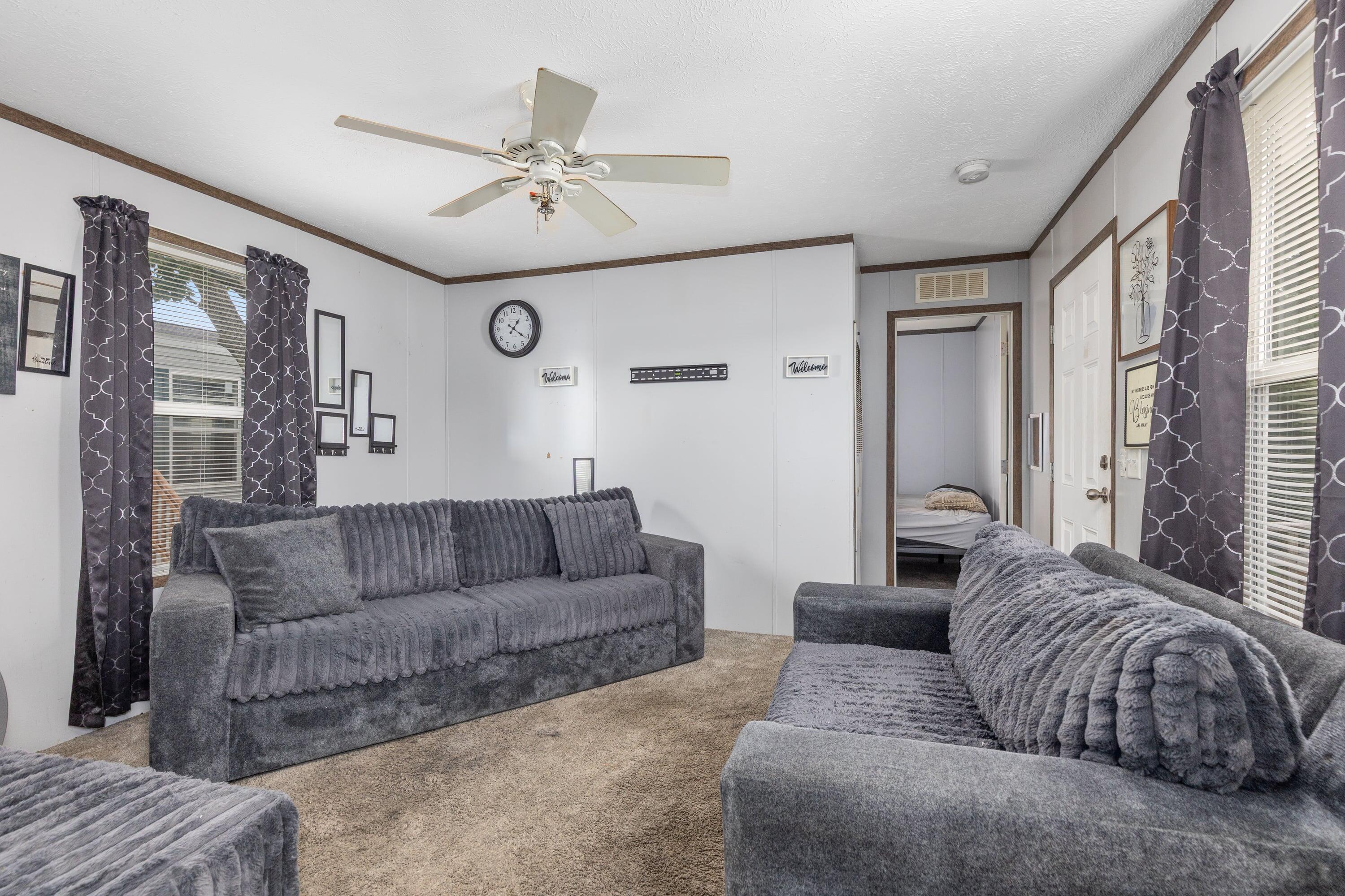 195 S Green Meadow Street SE Grand Rapids MI 49548