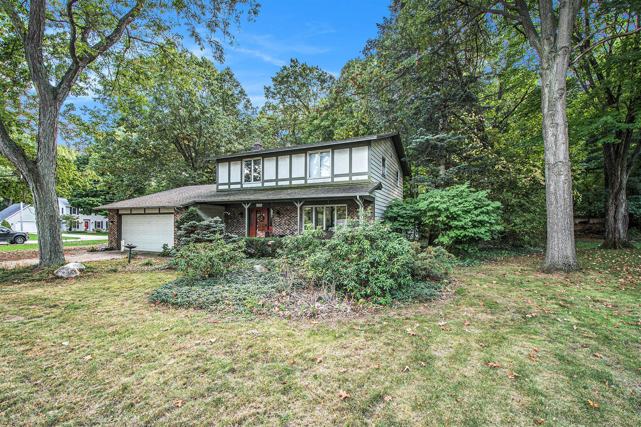 6986 Cimarron Drive SE Grand Rapids MI 49546