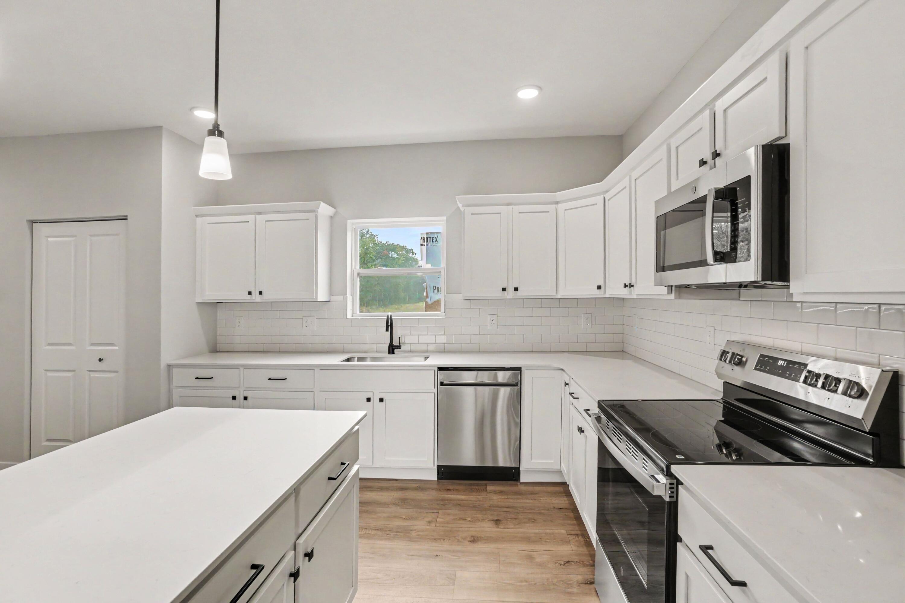 2098 Kristin Court Muskegon MI 49442