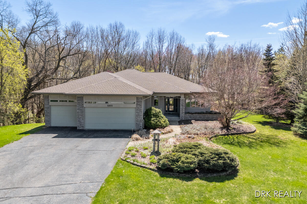 5900 Cannon Hills Drive NE Ada MI 49301