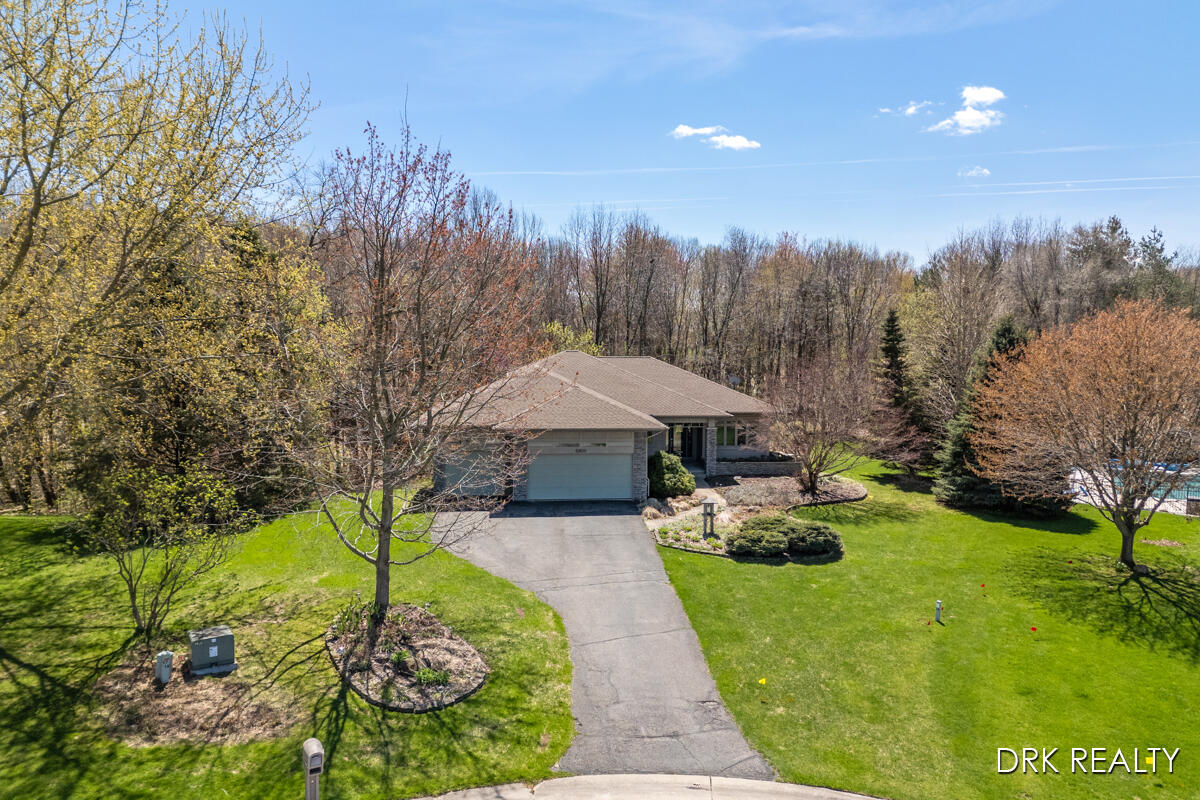 5900 Cannon Hills Drive NE Ada MI 49301