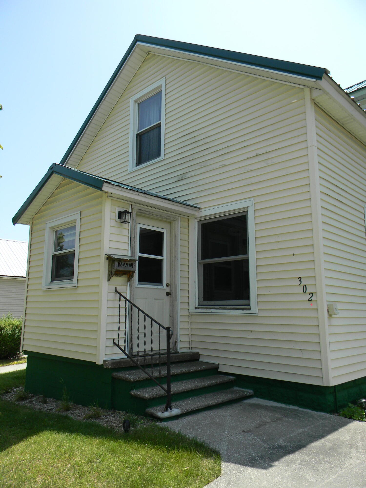 302 First Street Ludington MI 49431