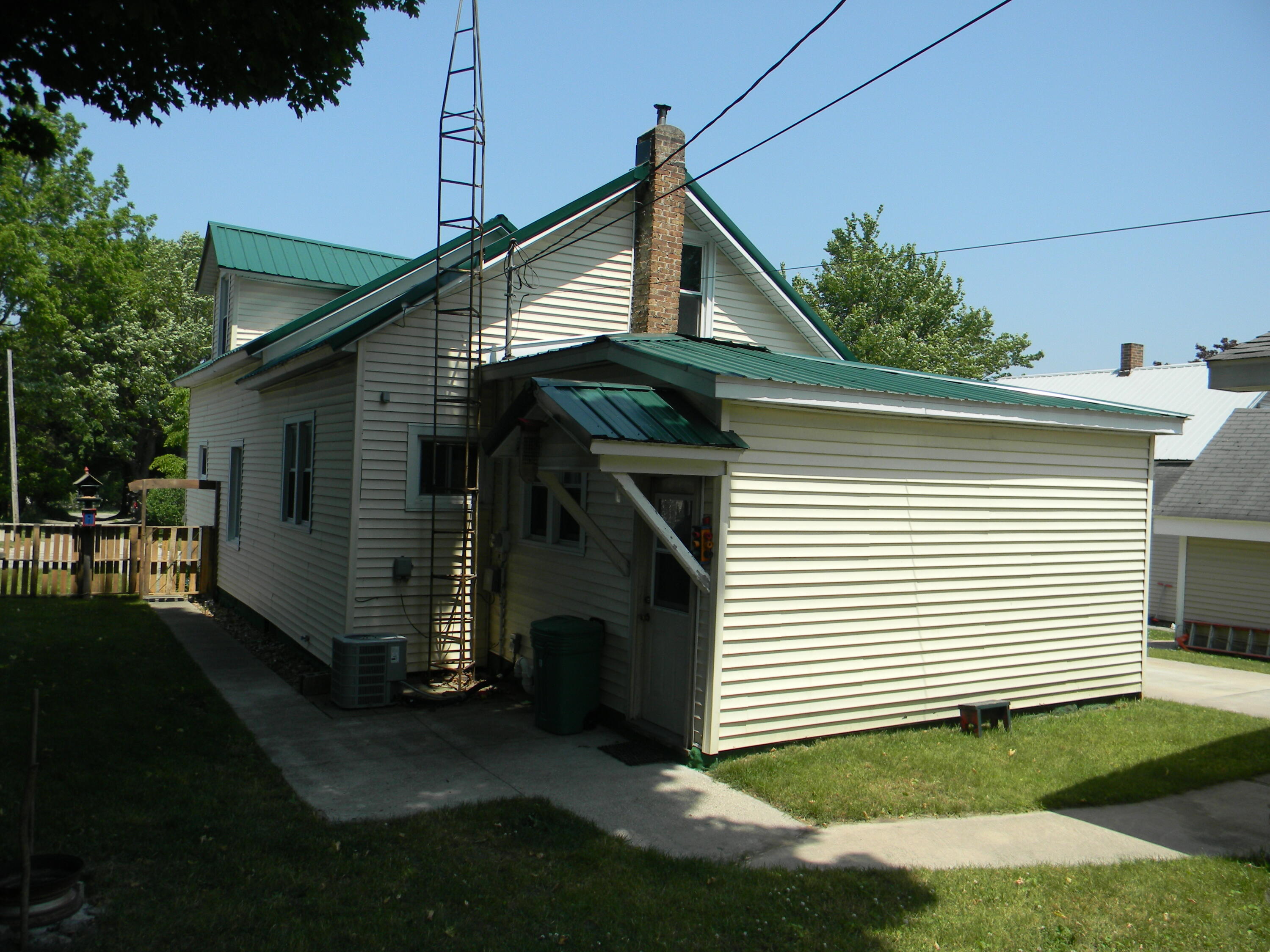302 First Street Ludington MI 49431