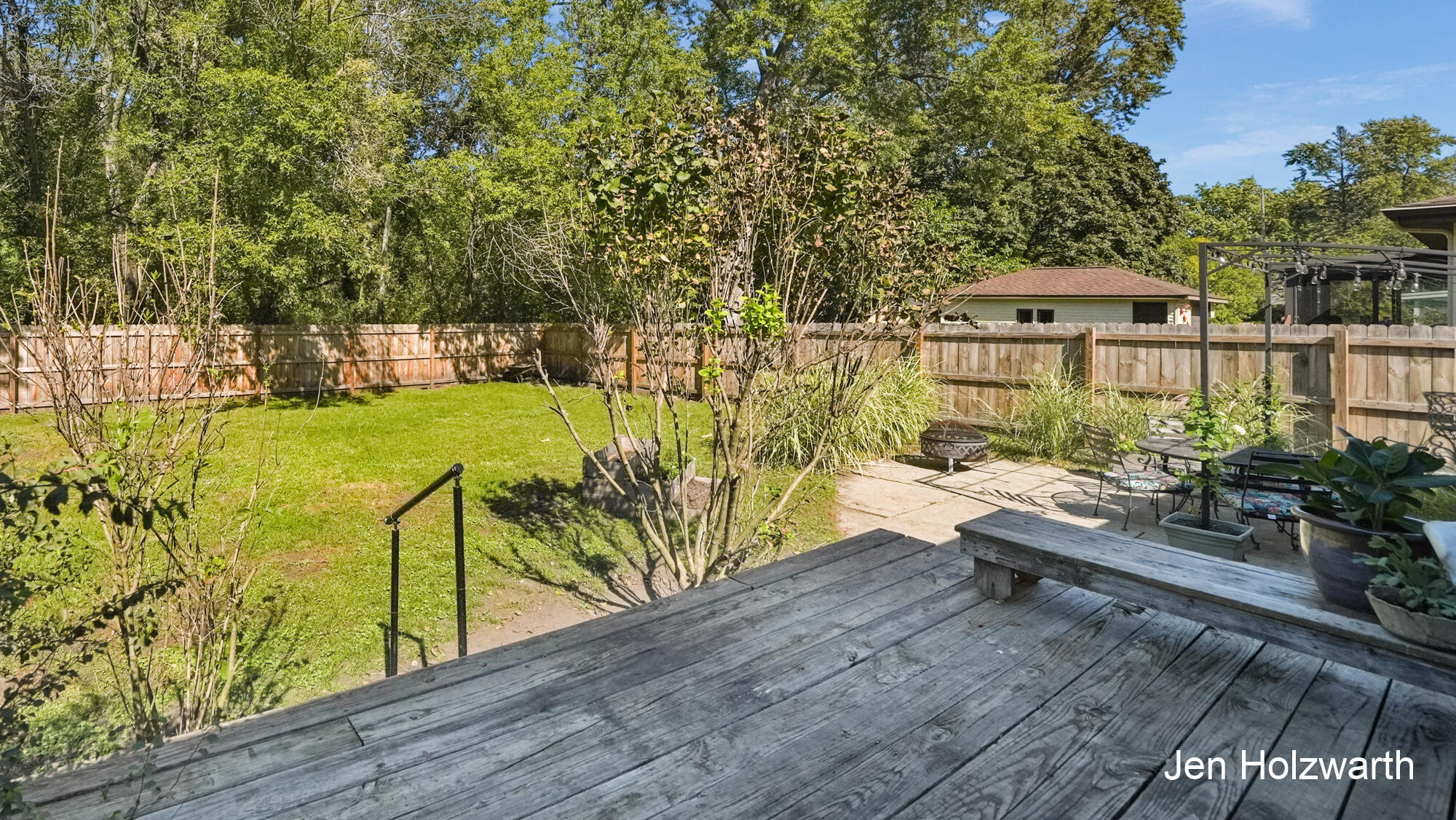725 Parkway Drive NE Grand Rapids MI 49525