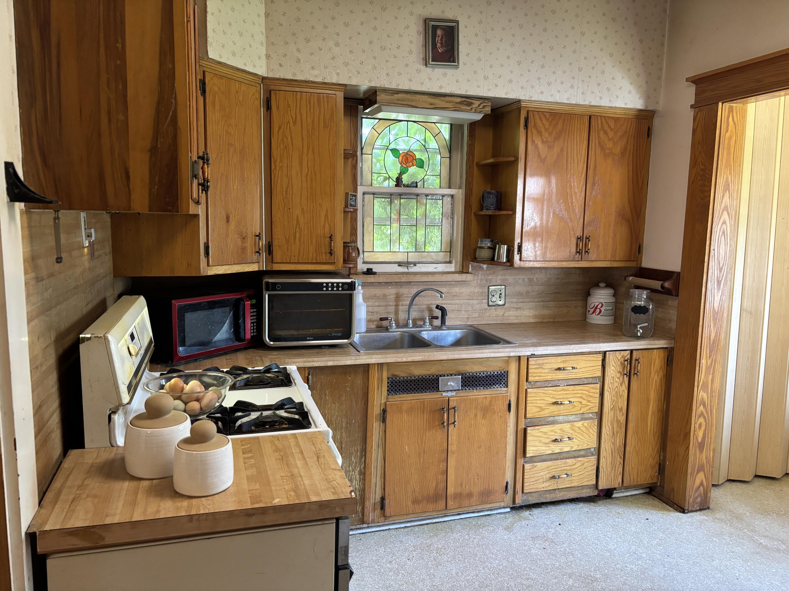 103 Clark Street Buchanan MI 49107