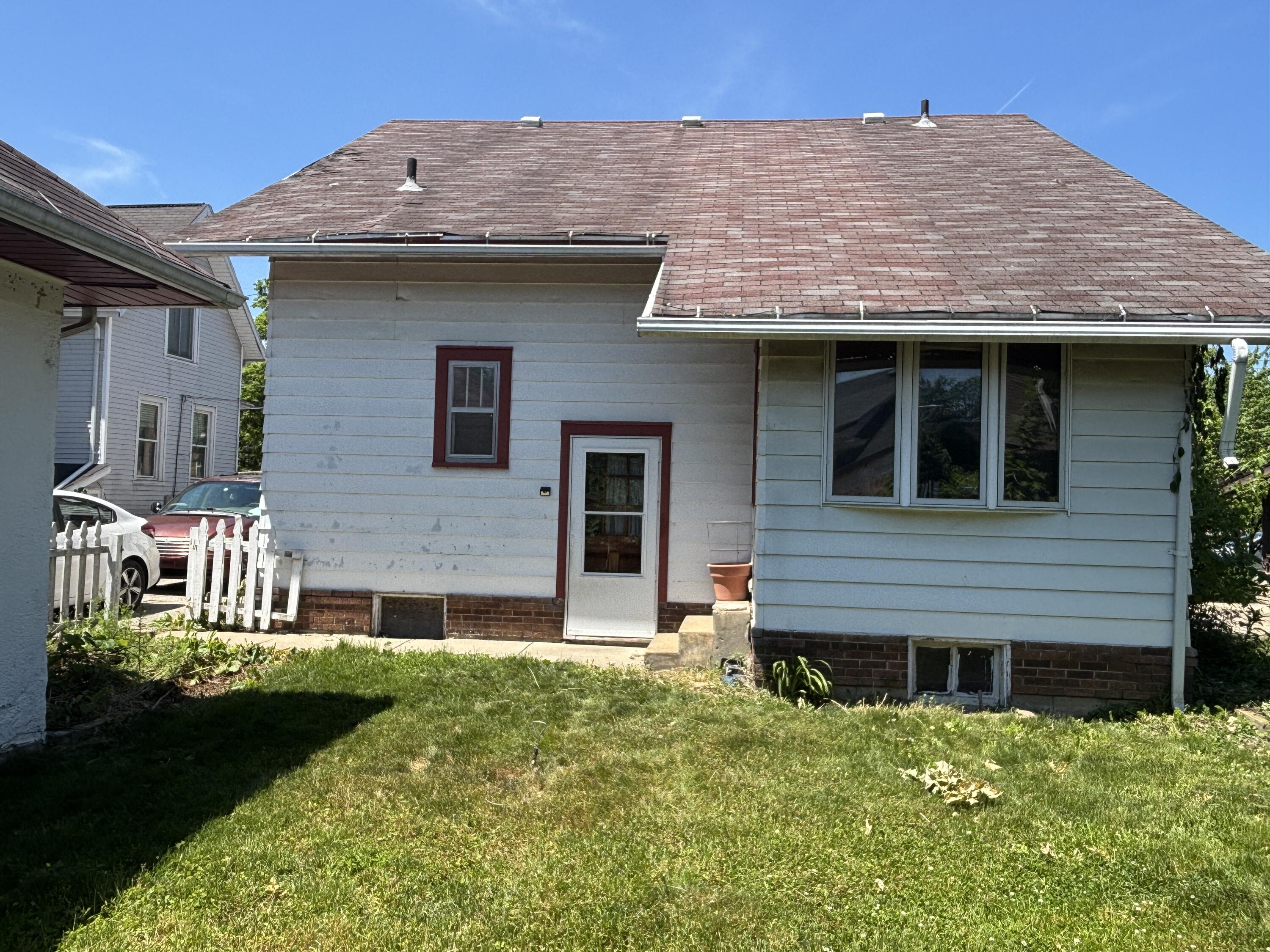 103 Clark Street Buchanan MI 49107
