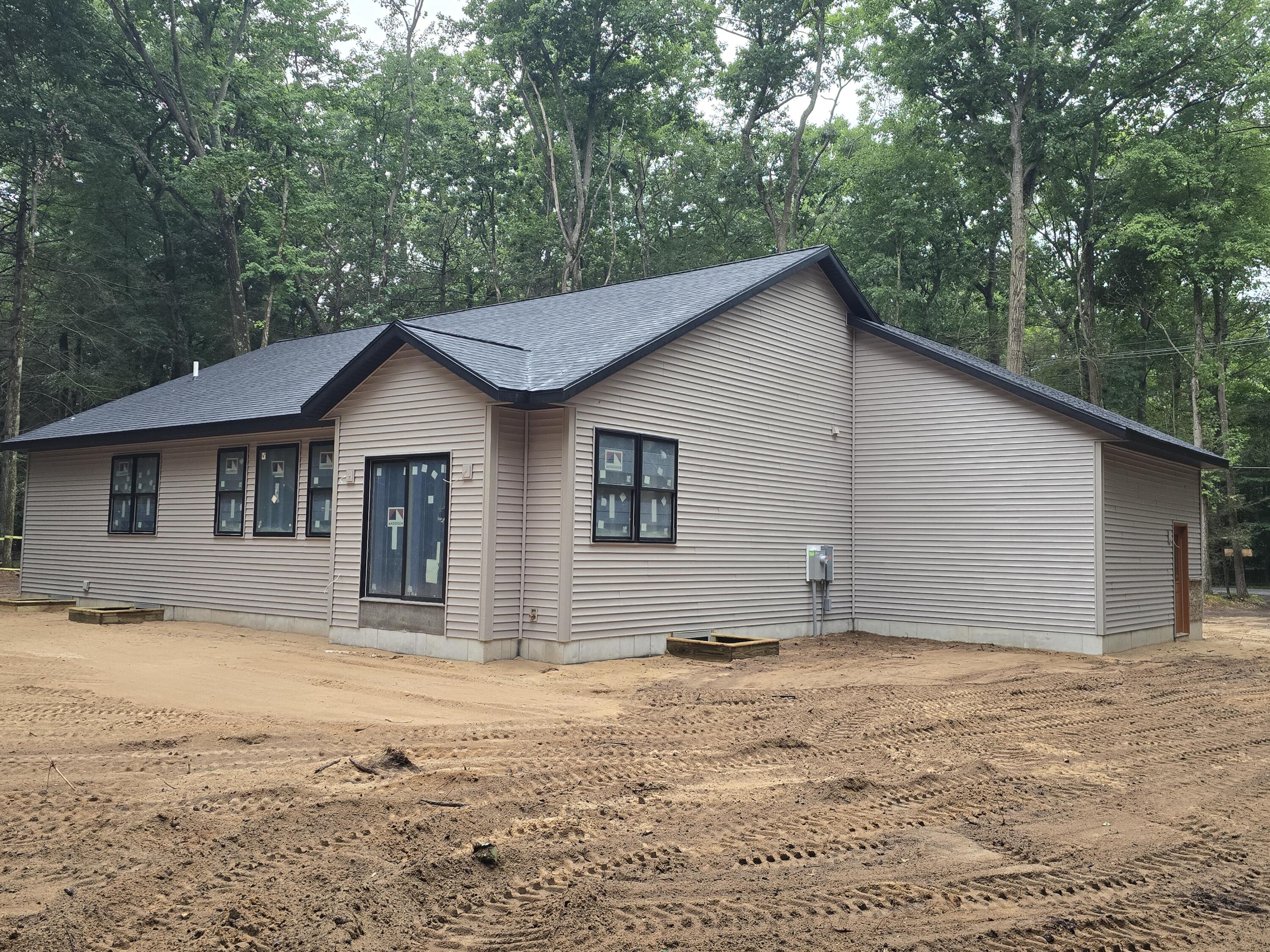 918 Scenic Drive Muskegon MI 49445
