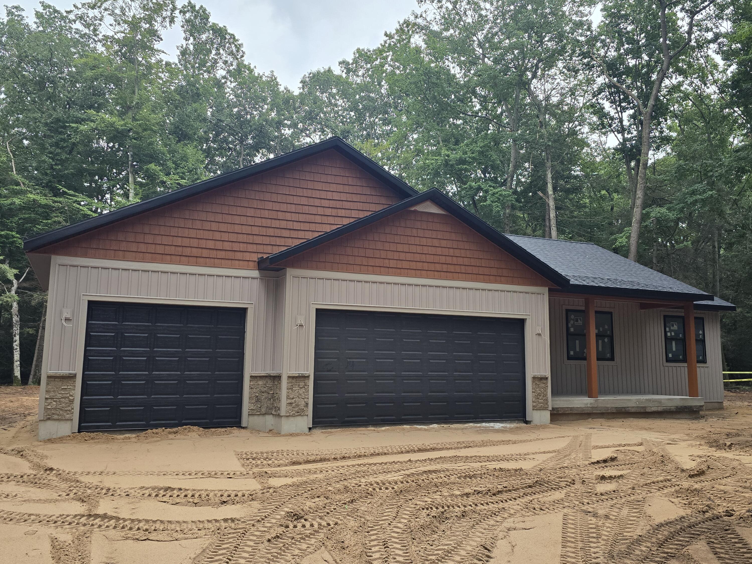 918 Scenic Drive Muskegon MI 49445
