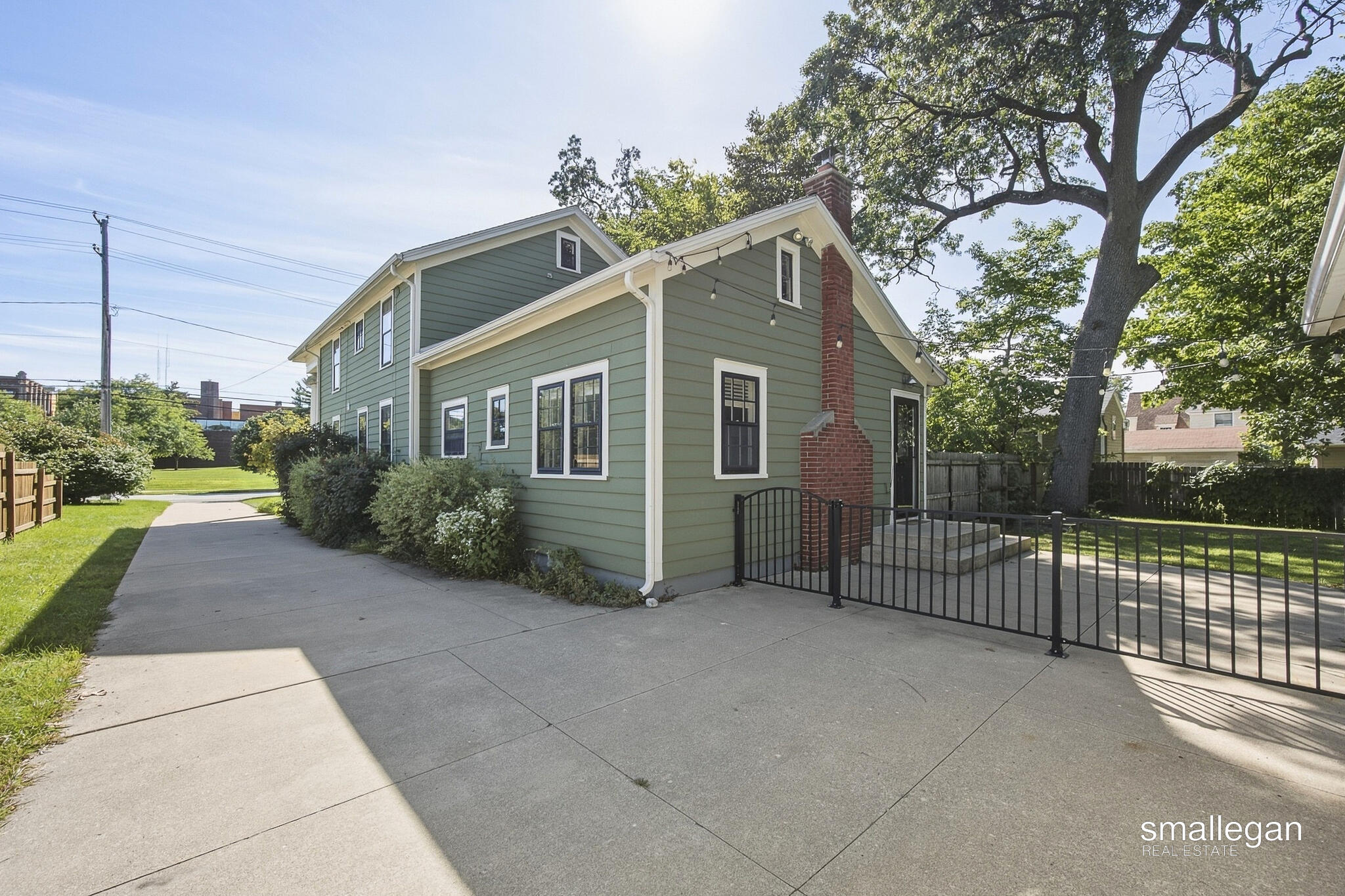 439 Lyon Street NE Grand Rapids MI 49503