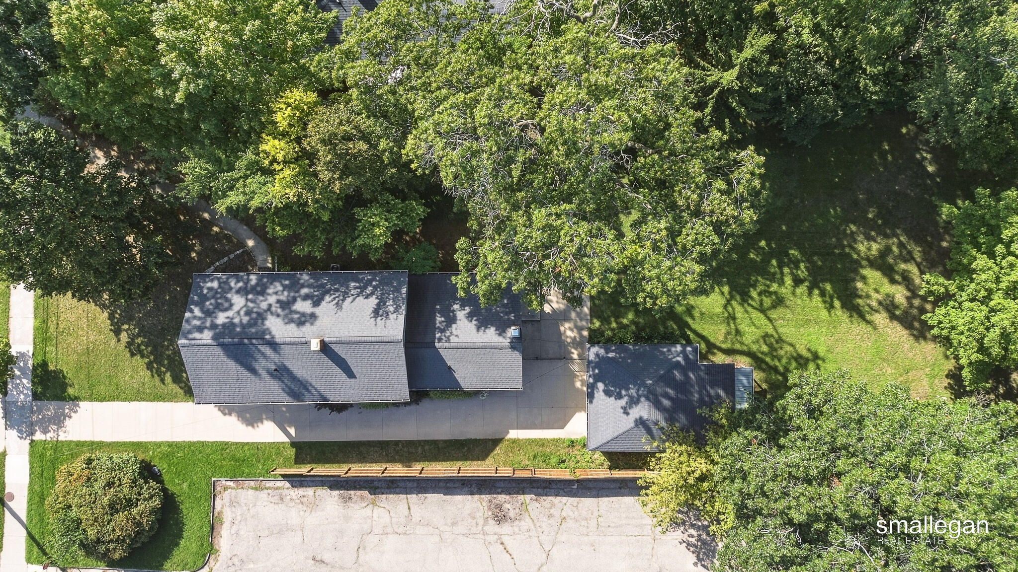 439 Lyon Street NE Grand Rapids MI 49503